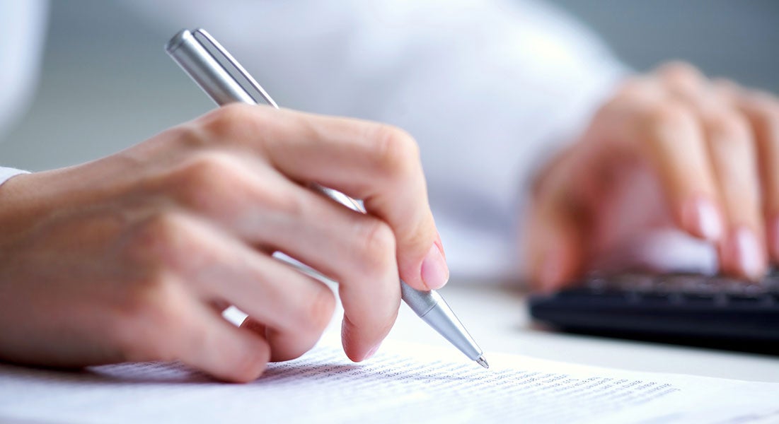 Shop Click Drive in Manchester, IA