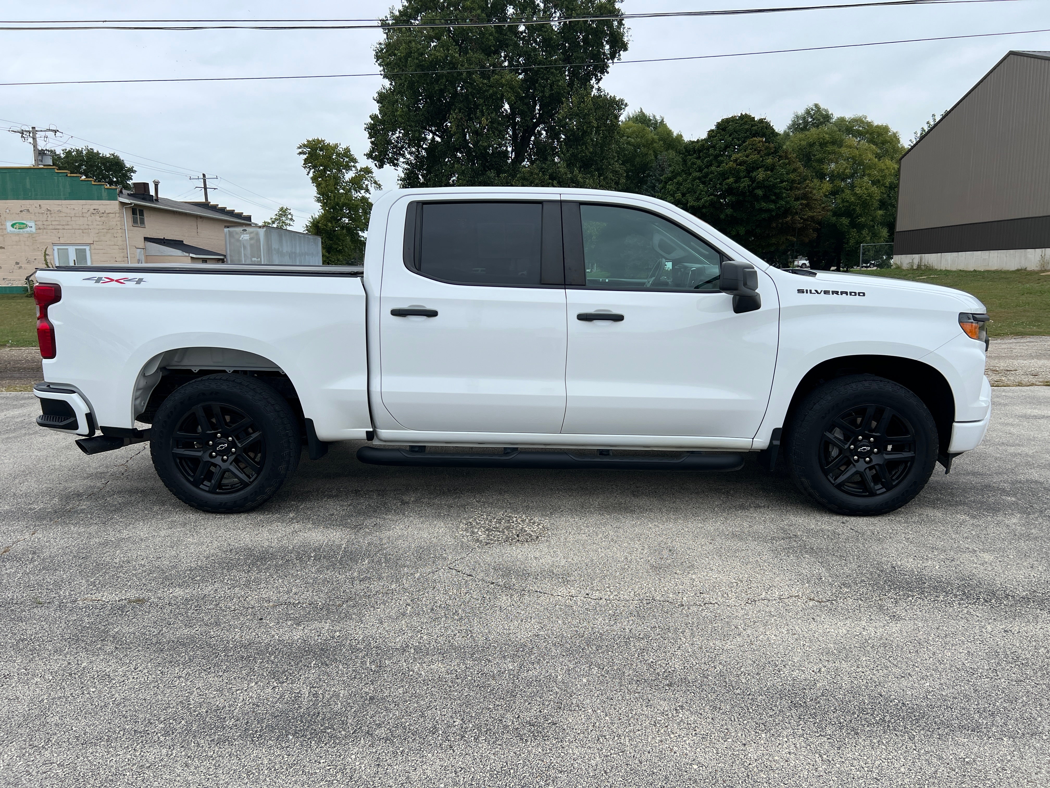 2023 Chevrolet Silverado 1500 Custom