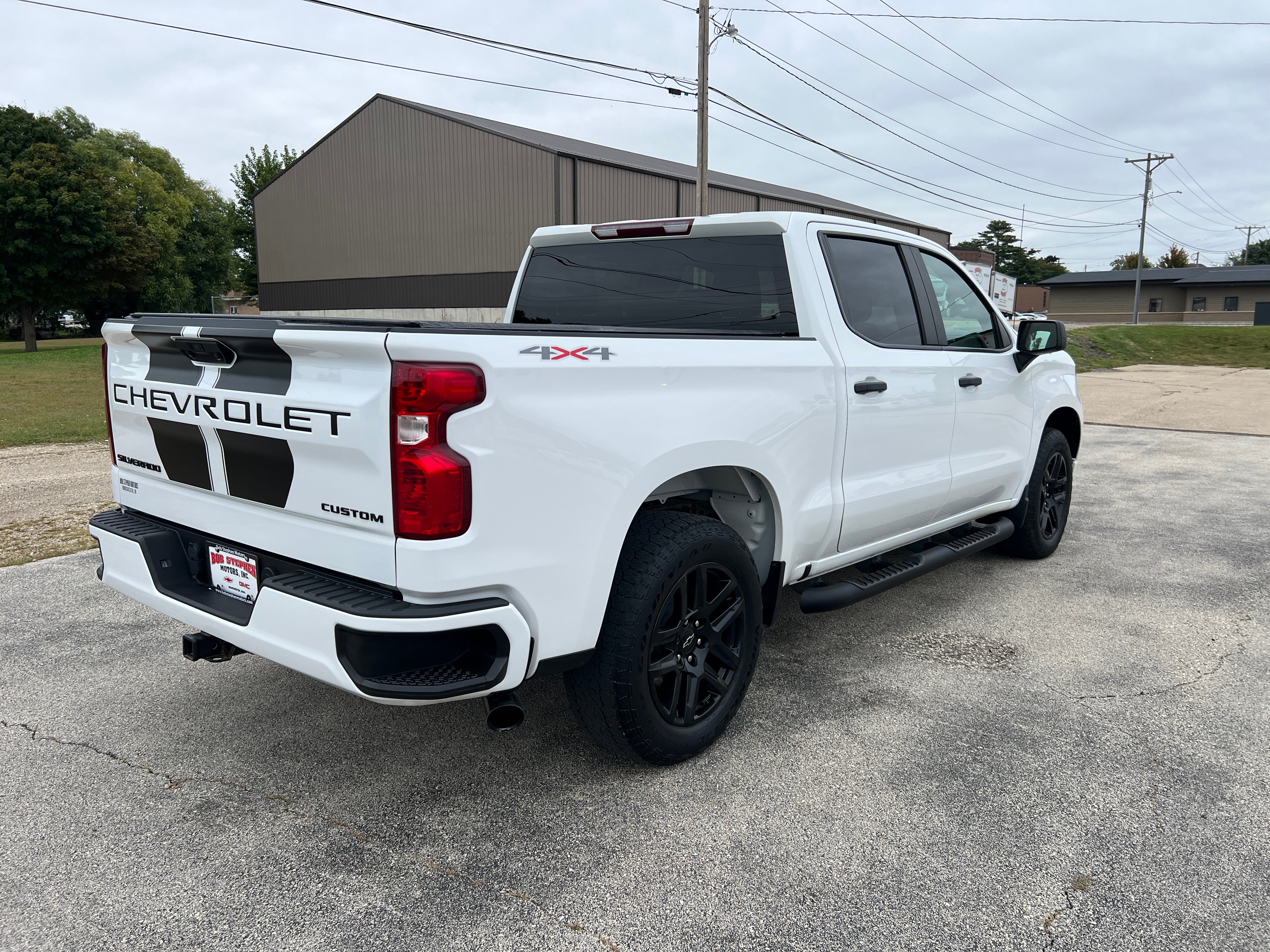 2023 Chevrolet Silverado 1500 Custom