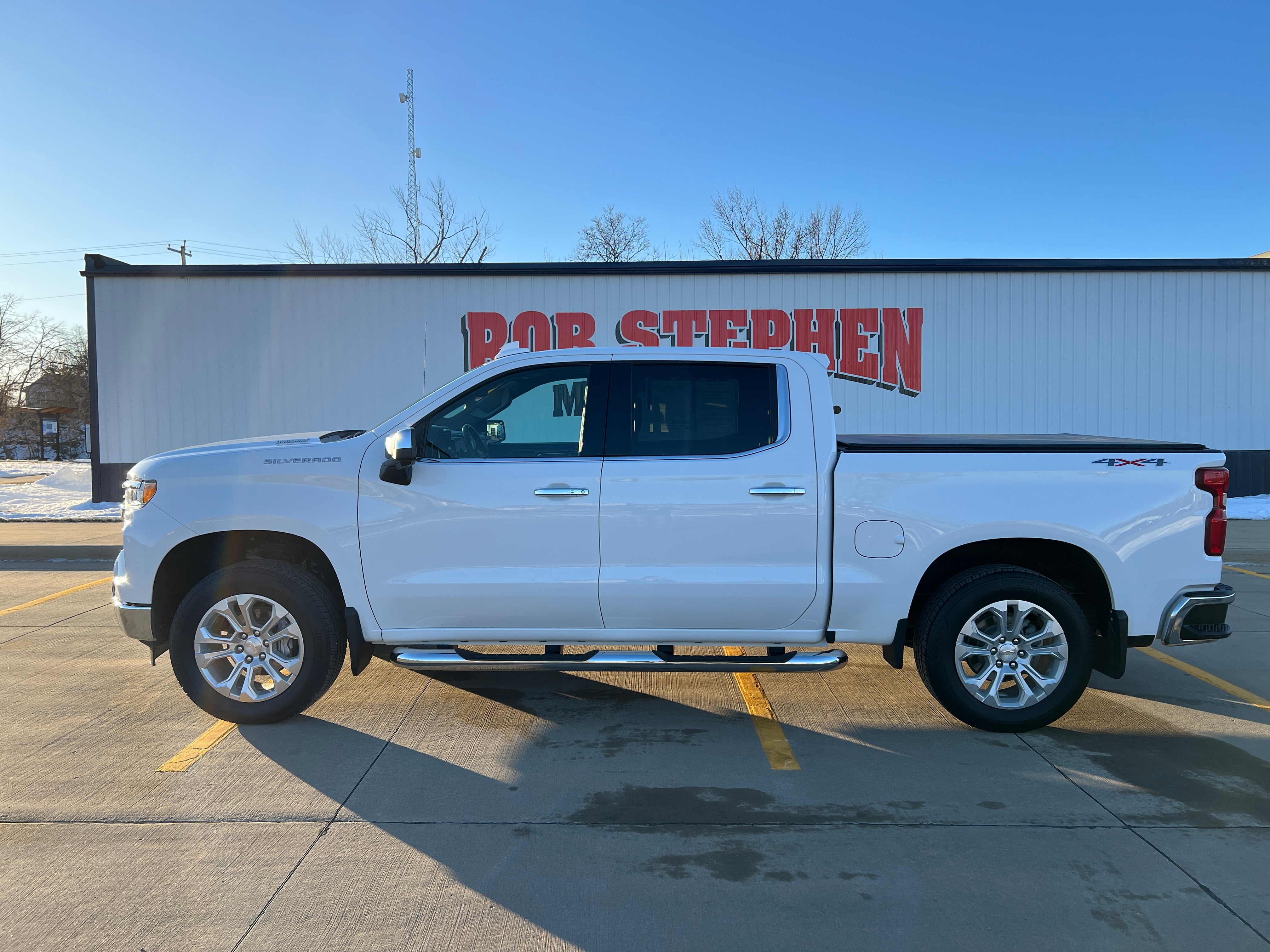2024 Chevrolet Silverado 1500 LTZ