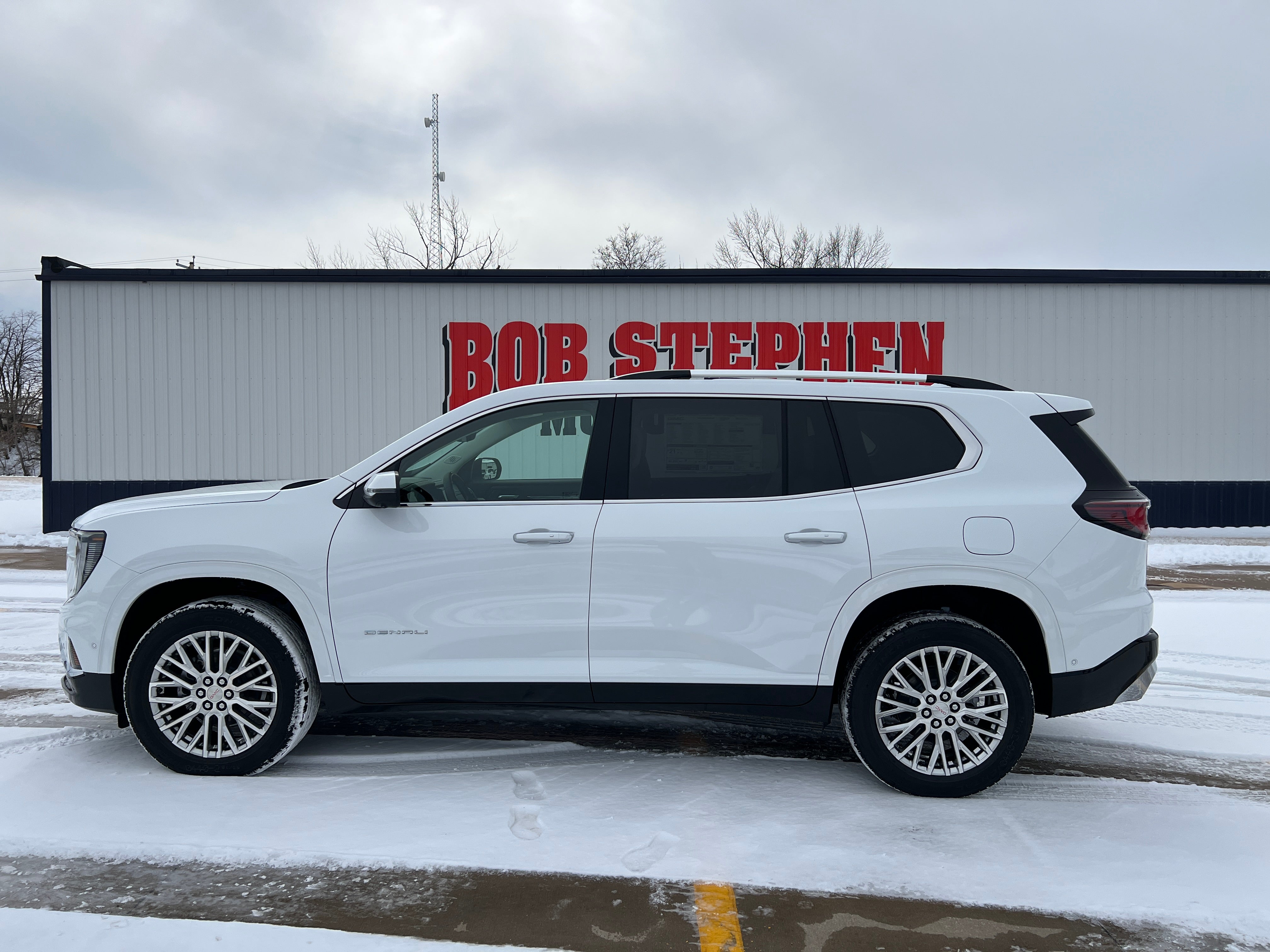 2026 GMC Acadia Denali