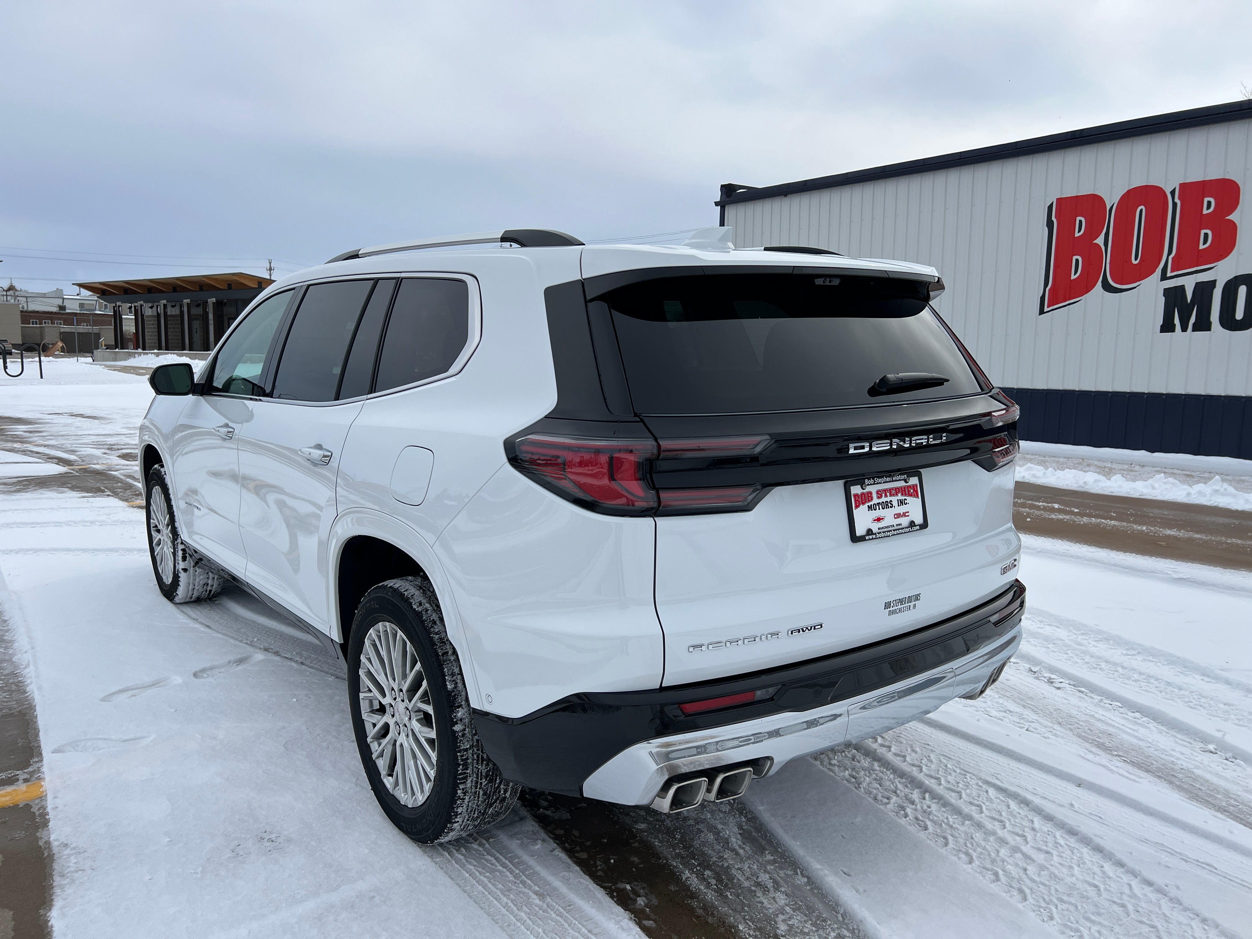 2026 GMC Acadia Denali