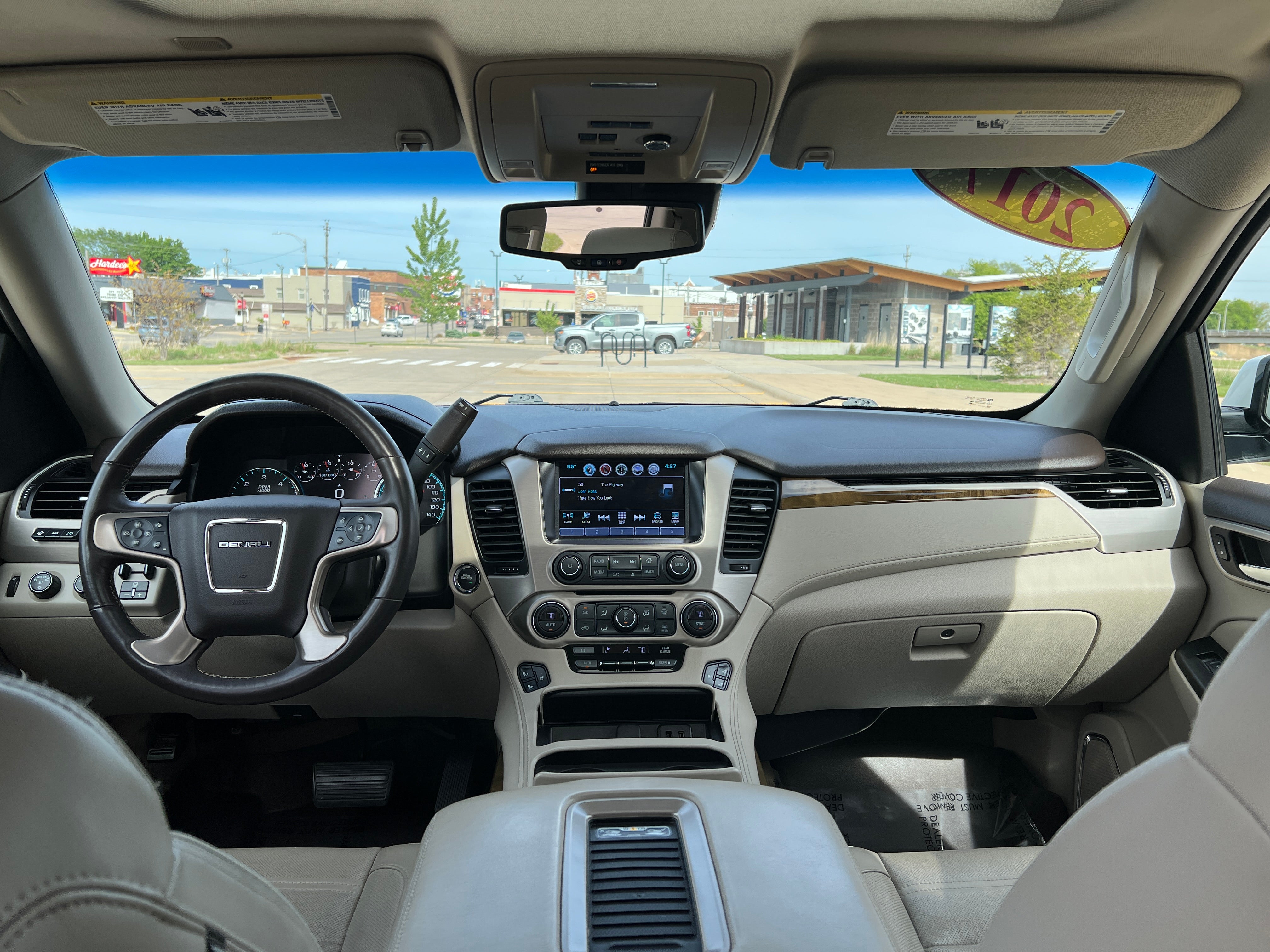 2017 GMC Yukon Denali