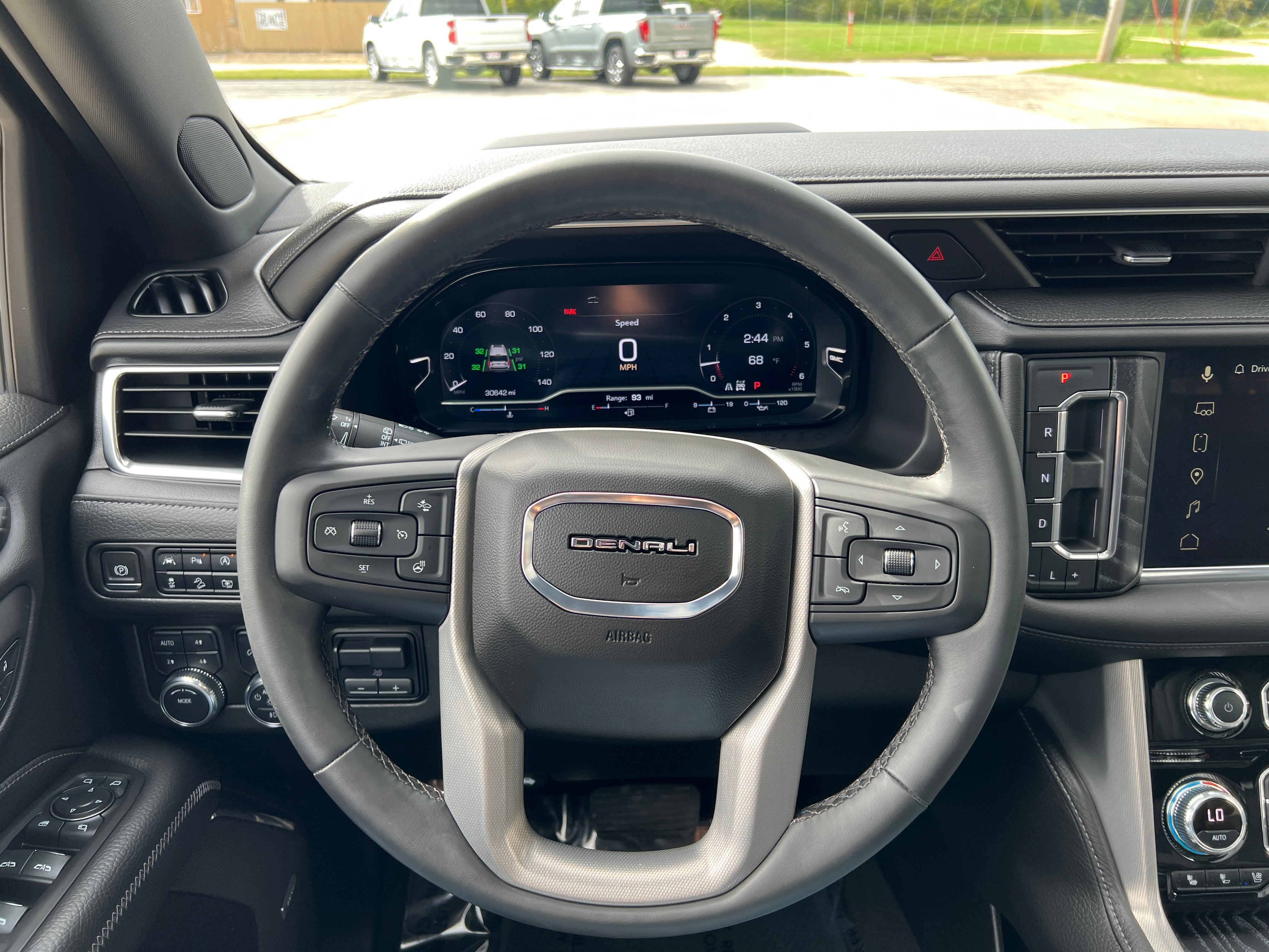 2023 GMC Yukon Denali