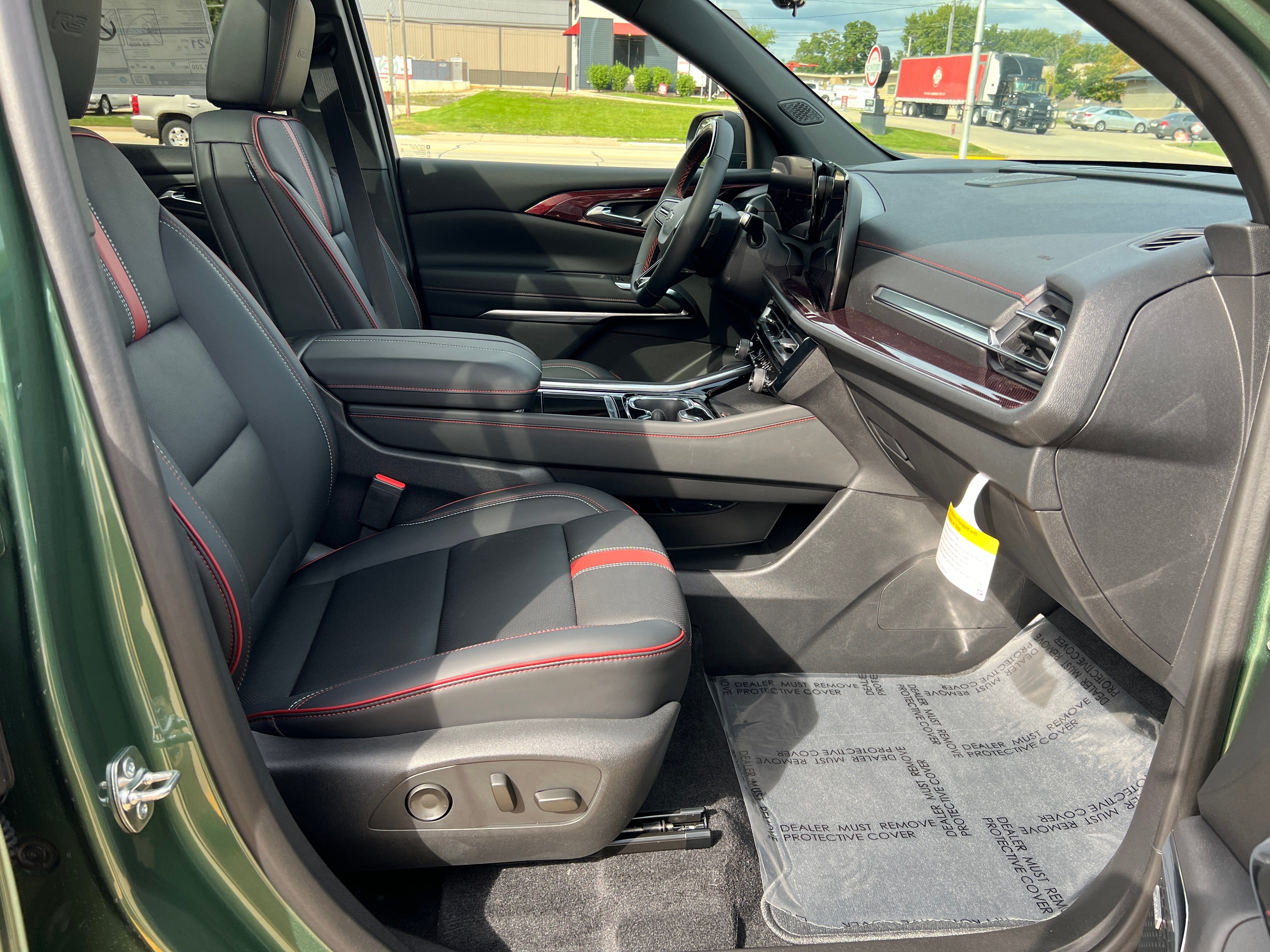 2027 Chevrolet Traverse RS