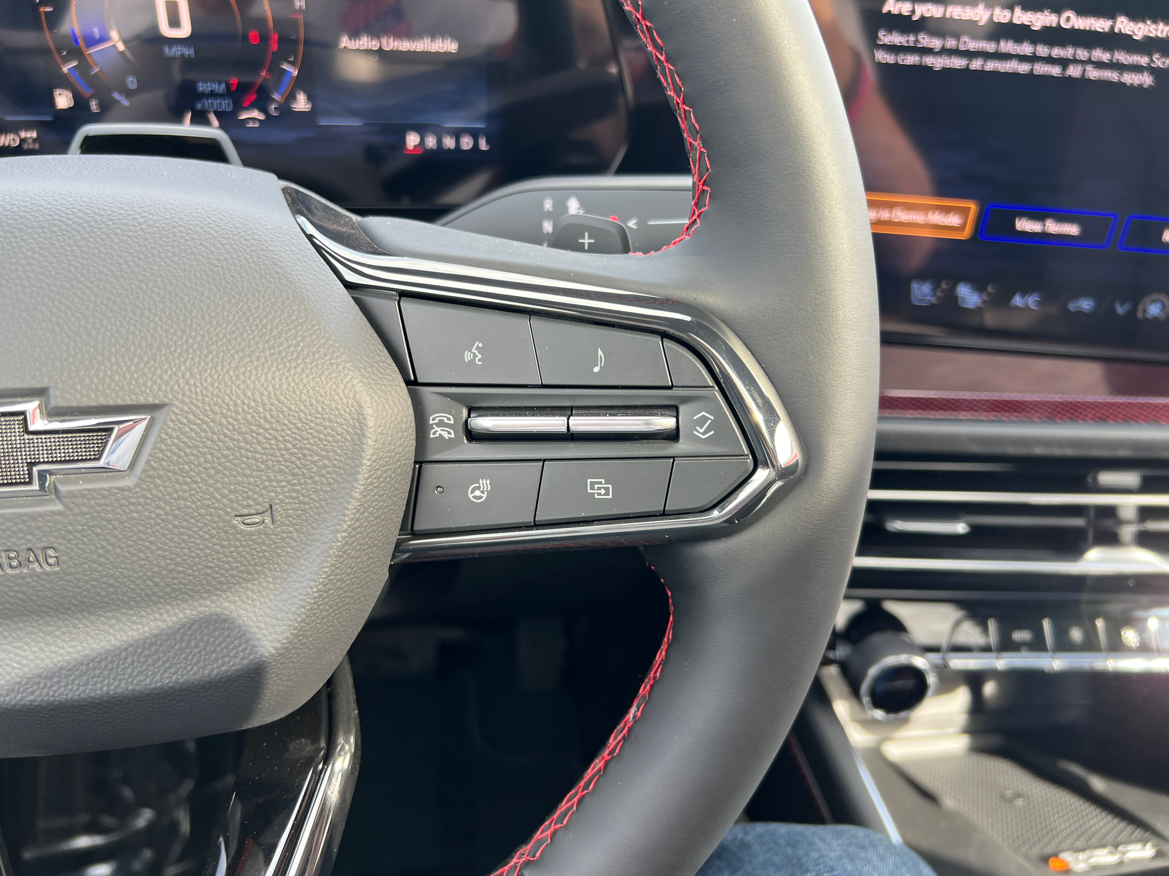 2027 Chevrolet Traverse RS