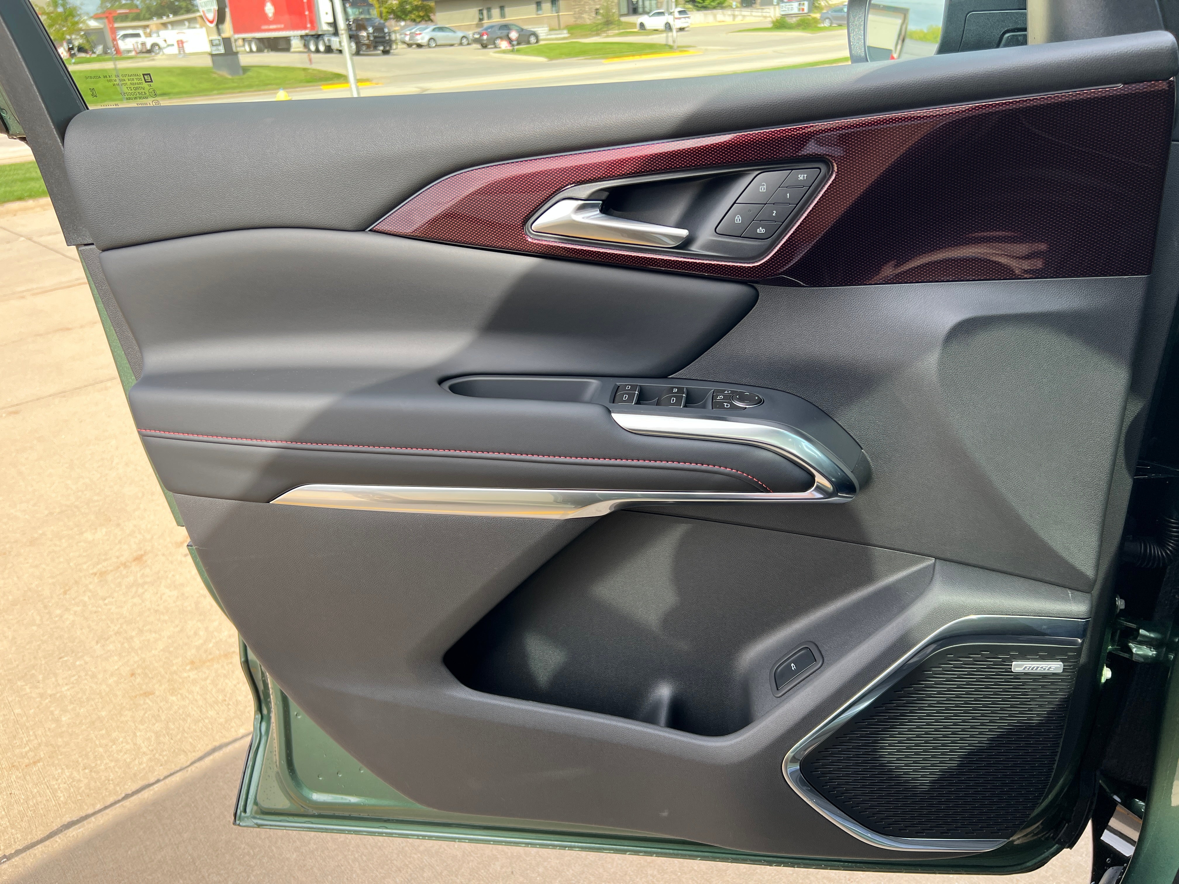 2027 Chevrolet Traverse RS