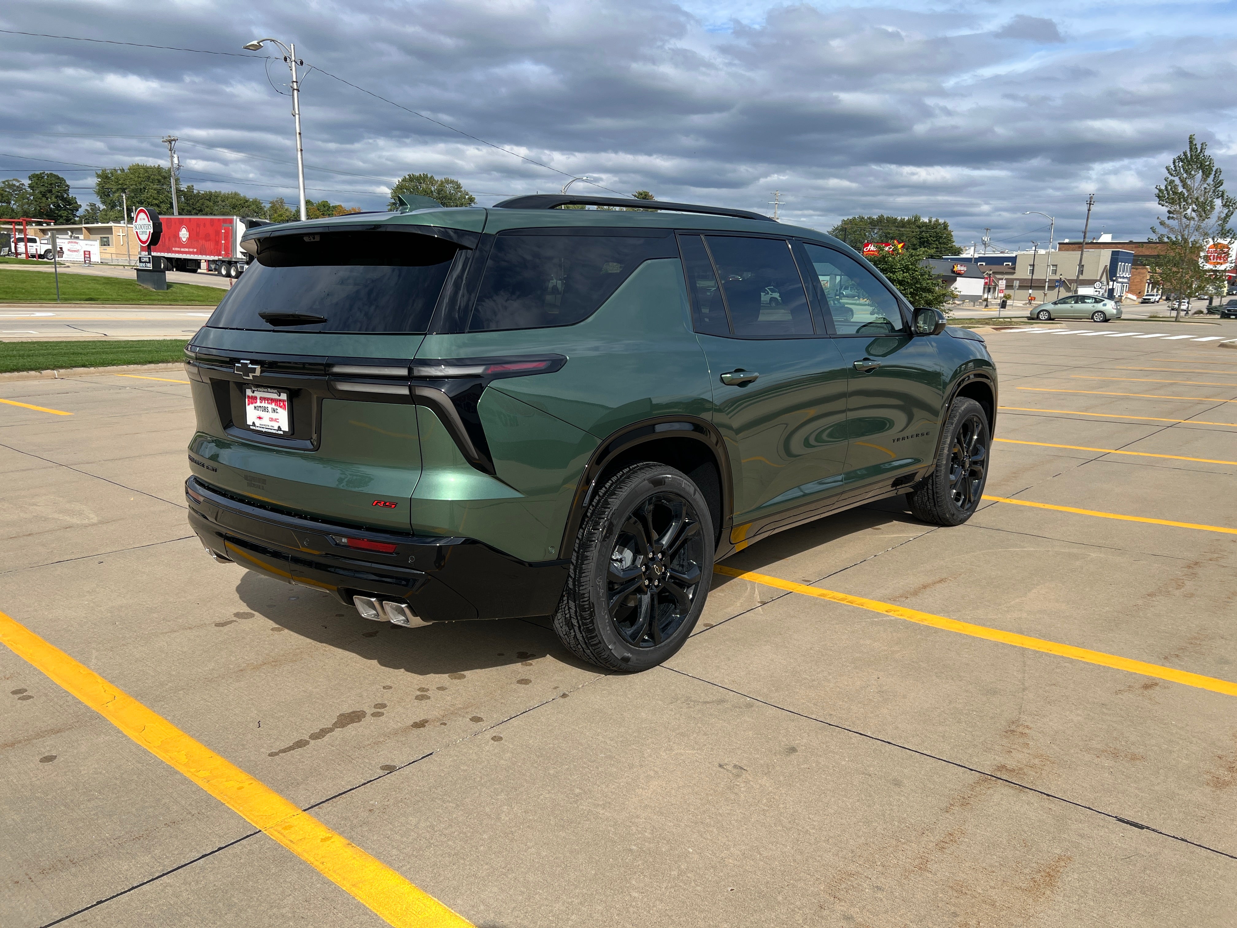2027 Chevrolet Traverse RS