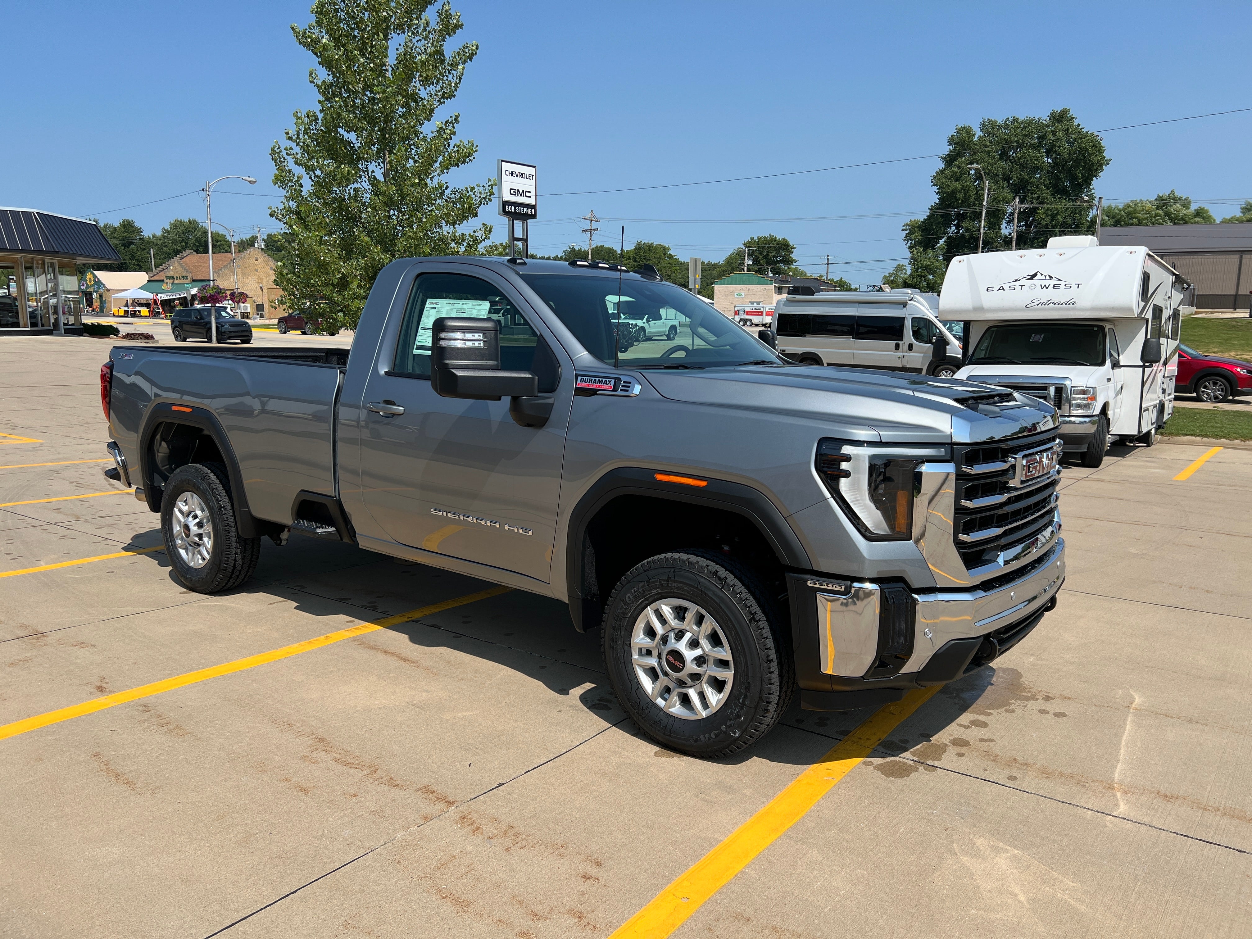 2026 GMC Sierra 2500 HD SLE
