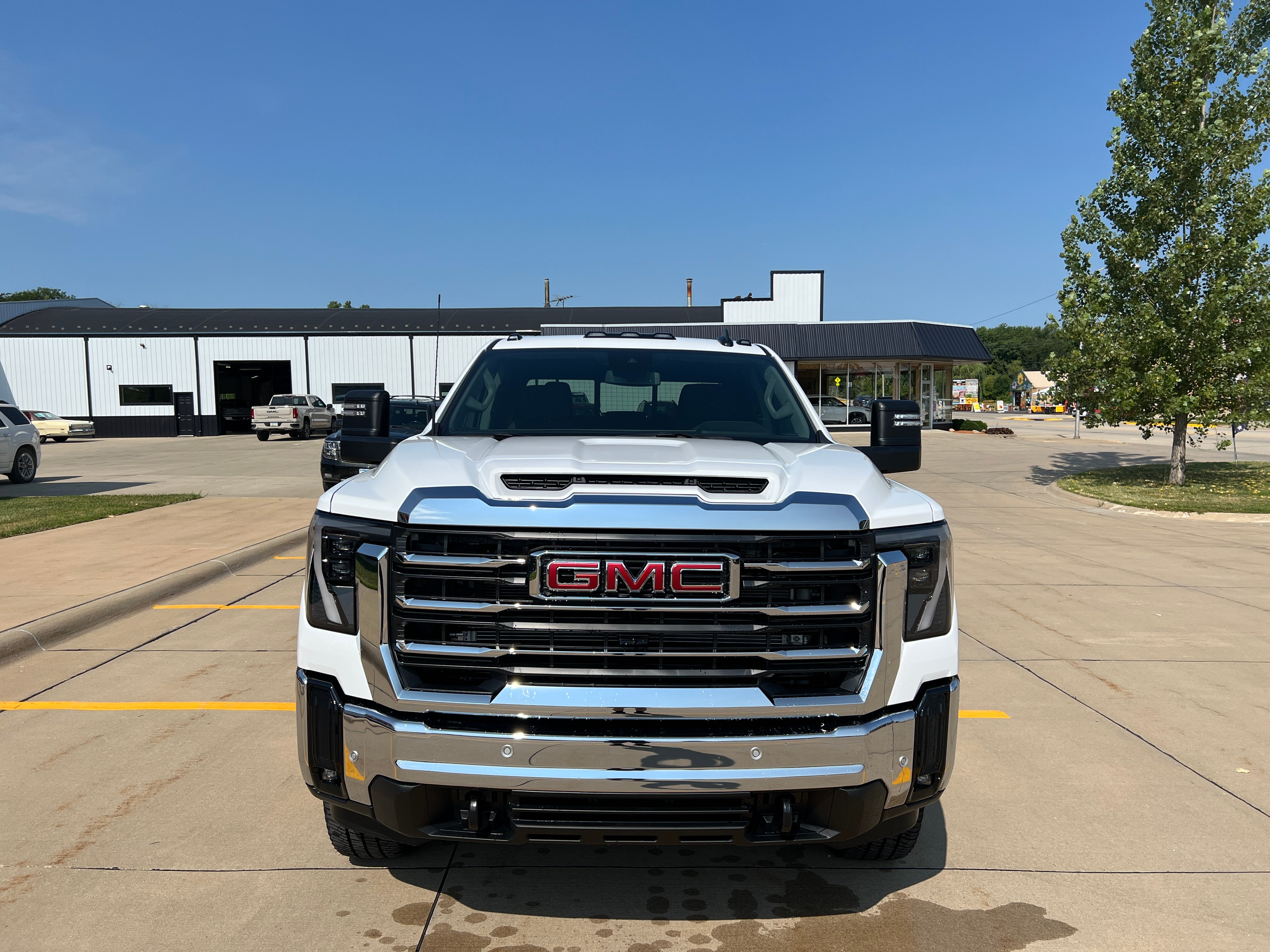 2026 GMC Sierra 2500 HD SLE
