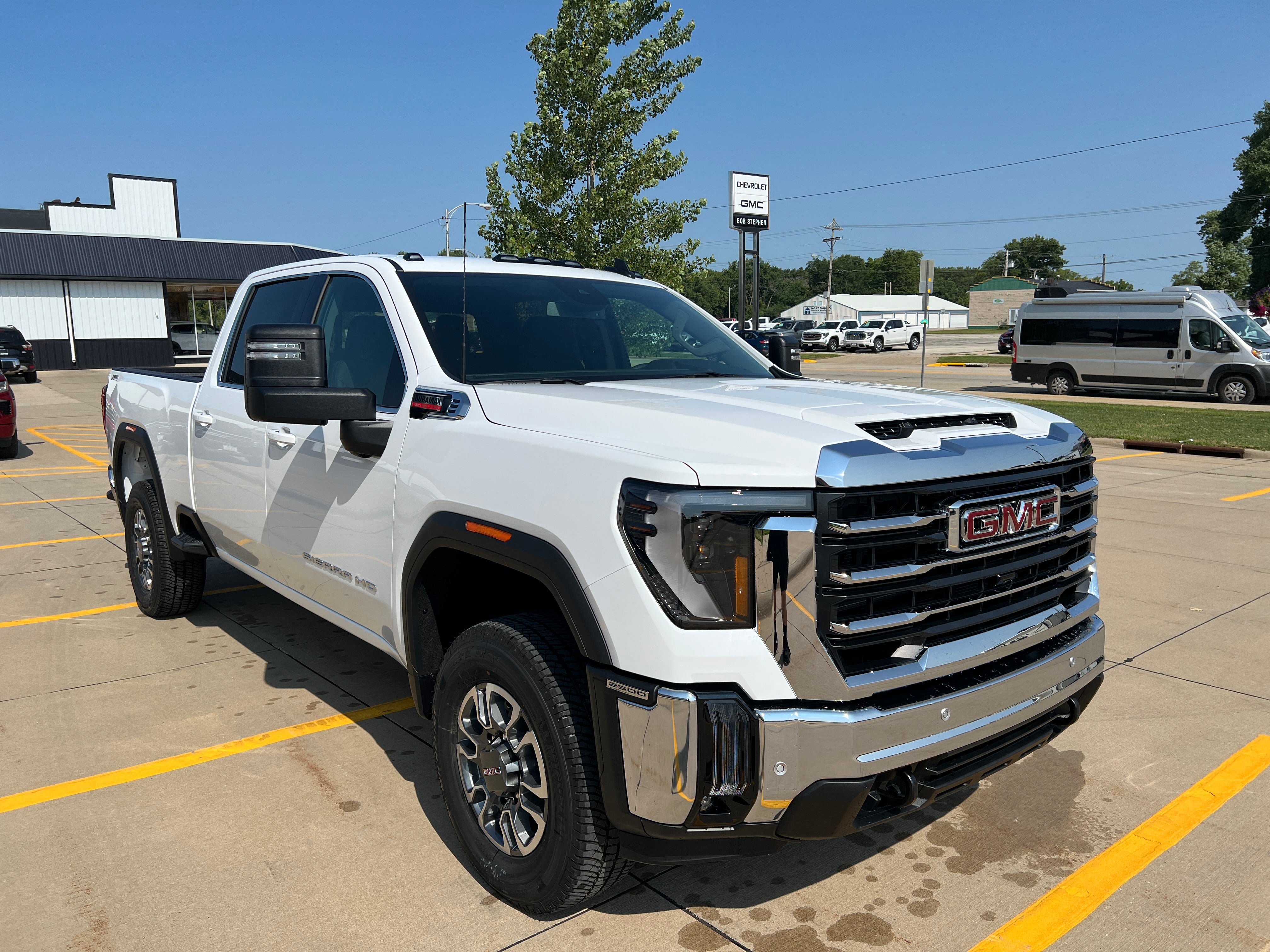 2026 GMC Sierra 2500 HD SLE