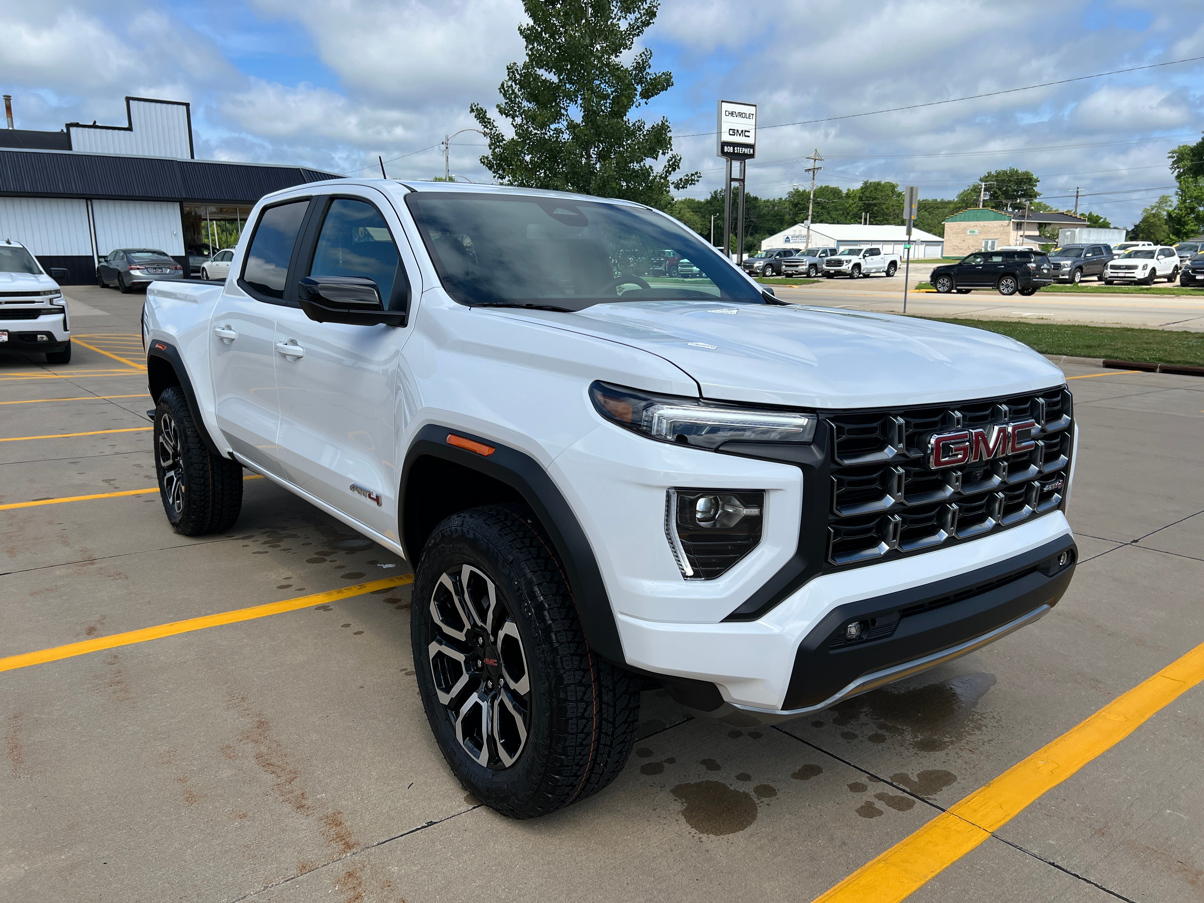 2026 GMC Canyon AT4