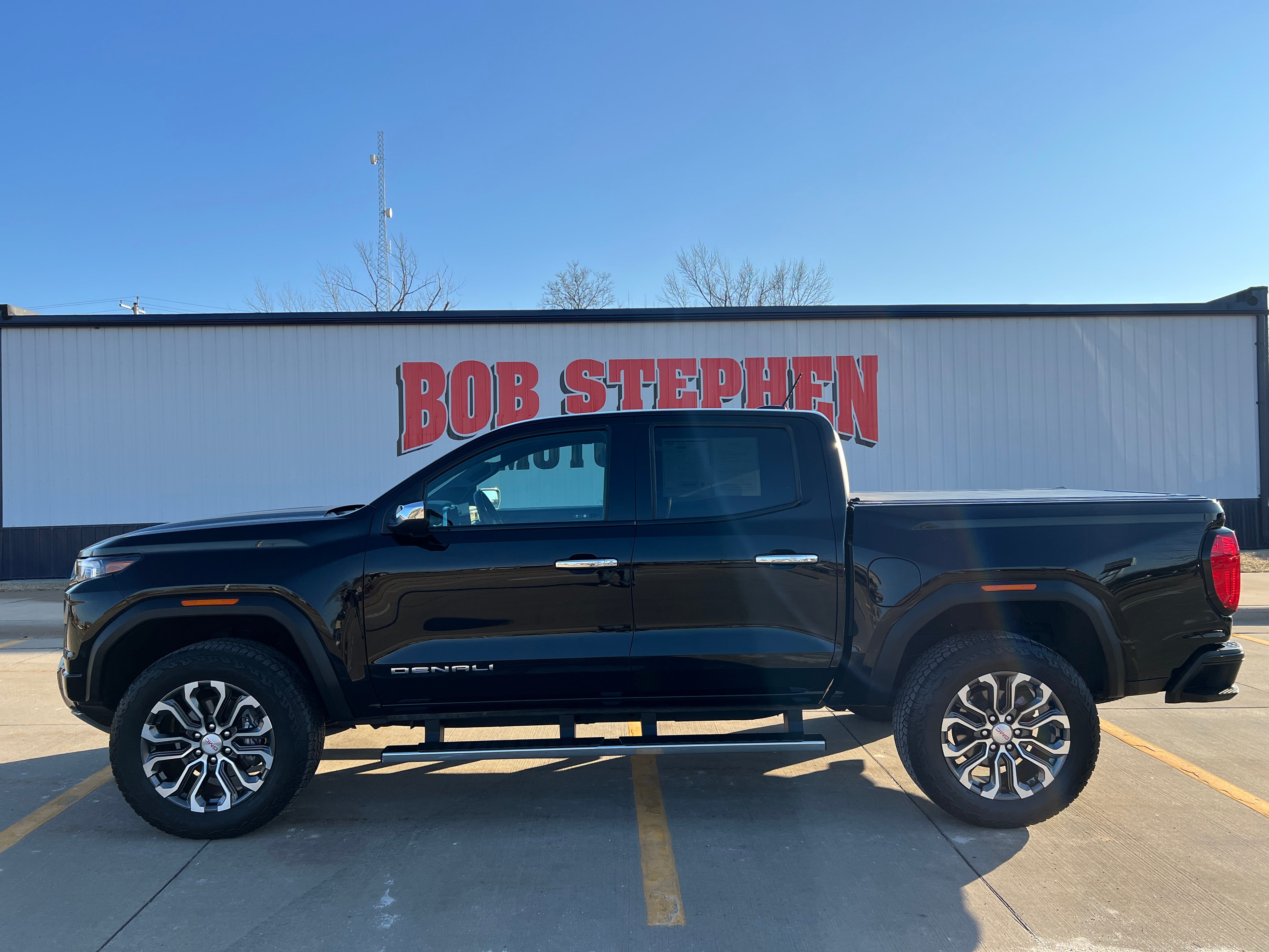 2024 GMC Canyon Denali