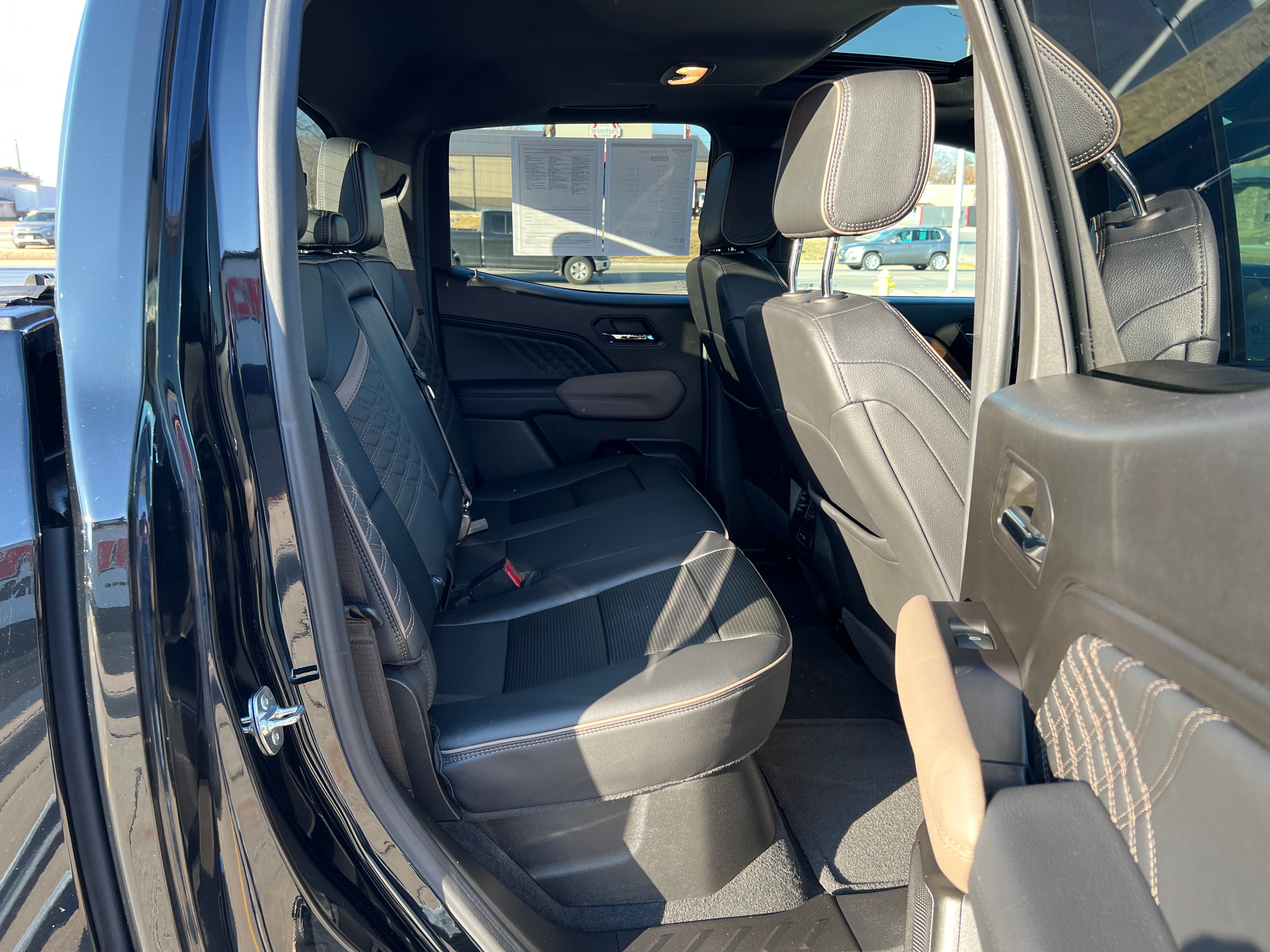 2024 GMC Canyon Denali