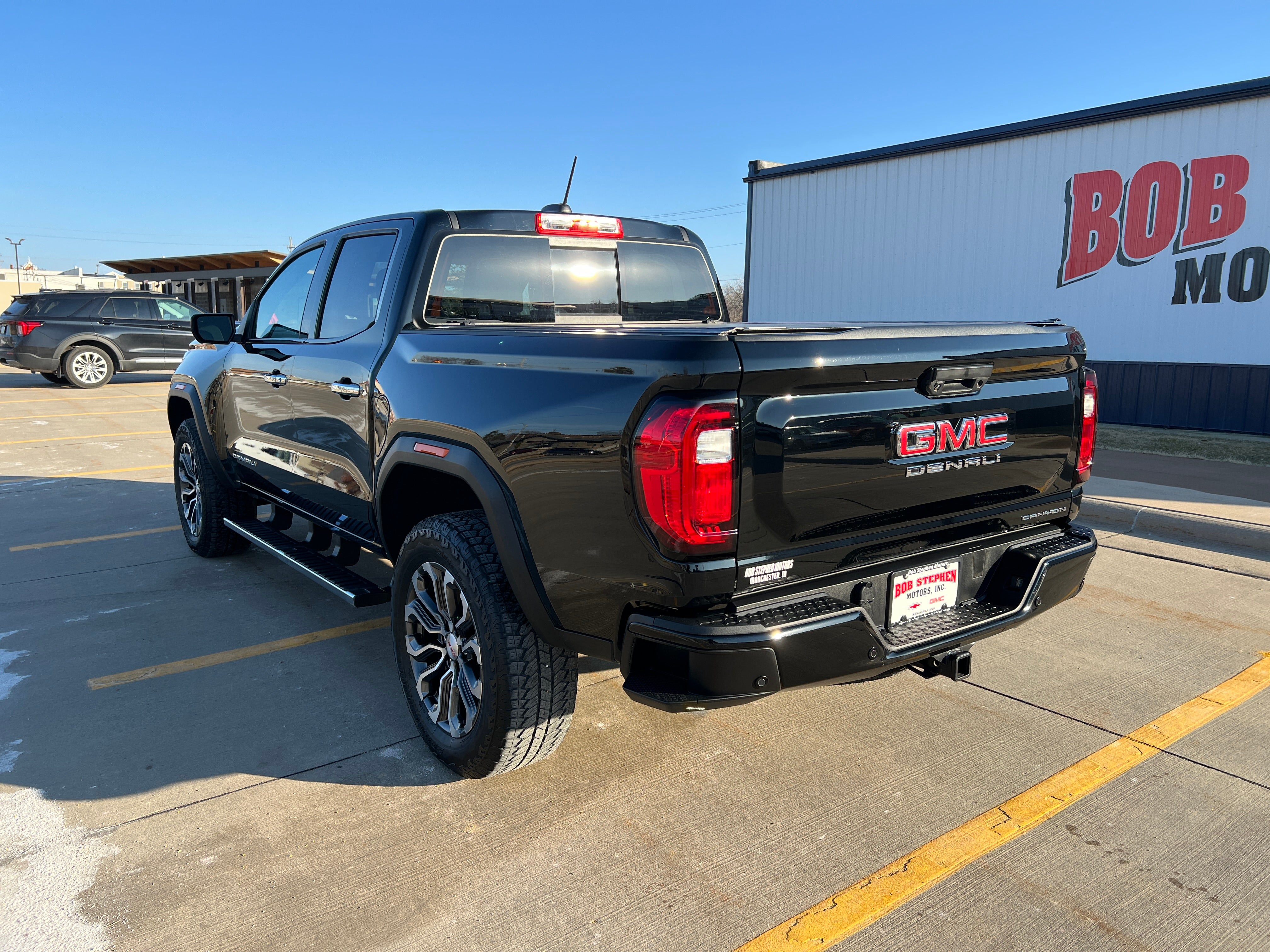 2024 GMC Canyon Denali
