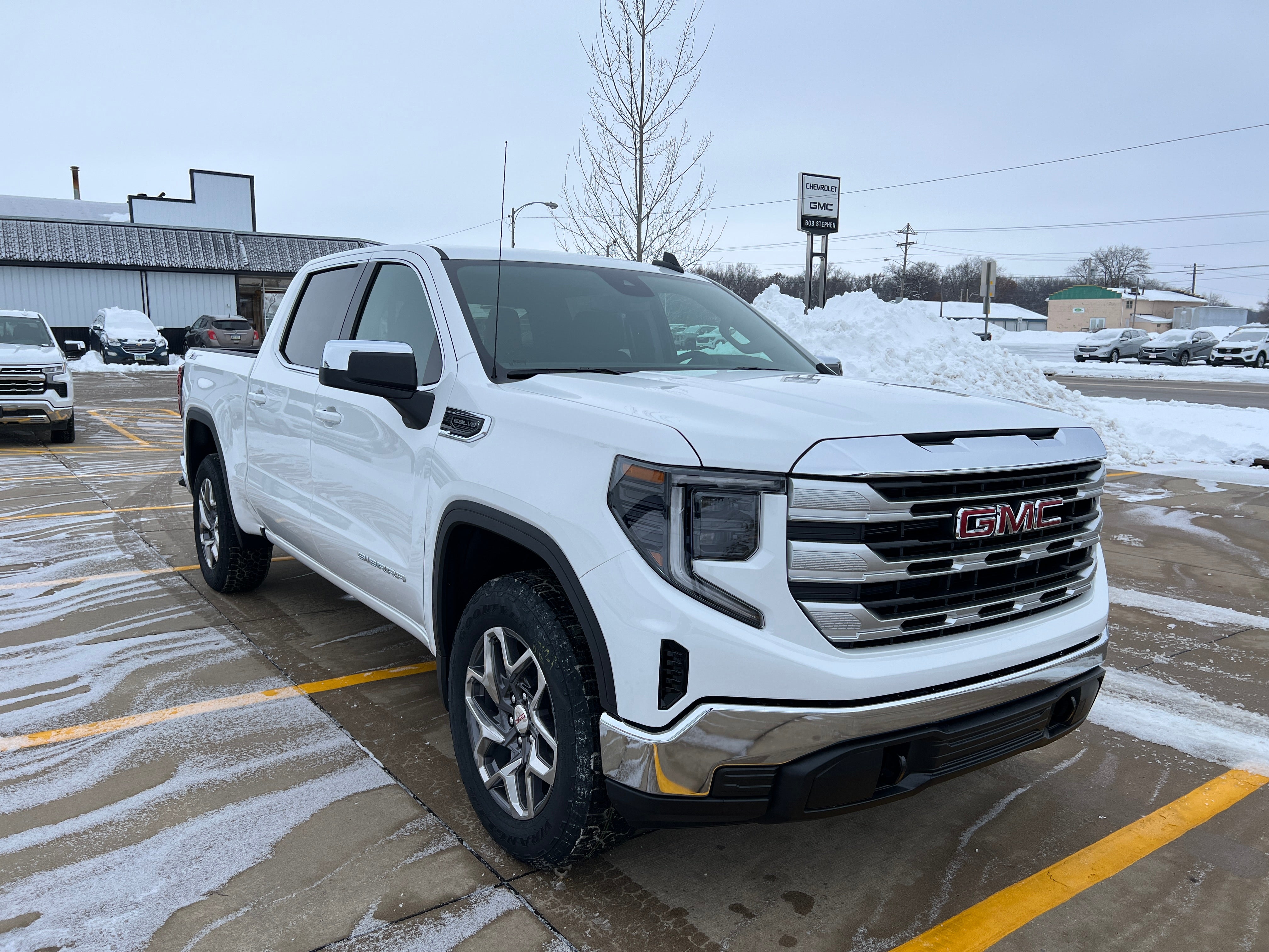 2026 GMC Sierra 1500 SLE