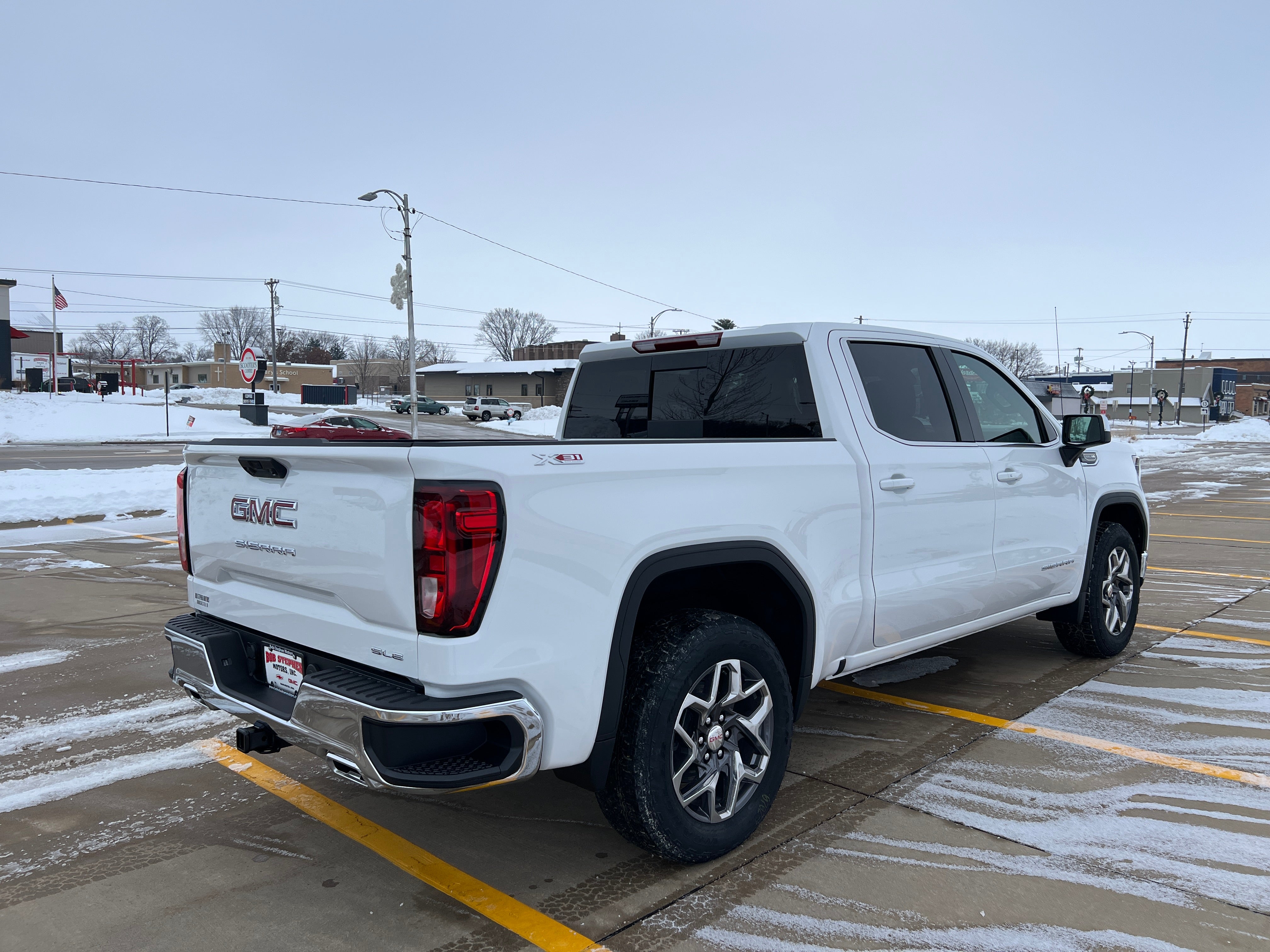2026 GMC Sierra 1500 SLE