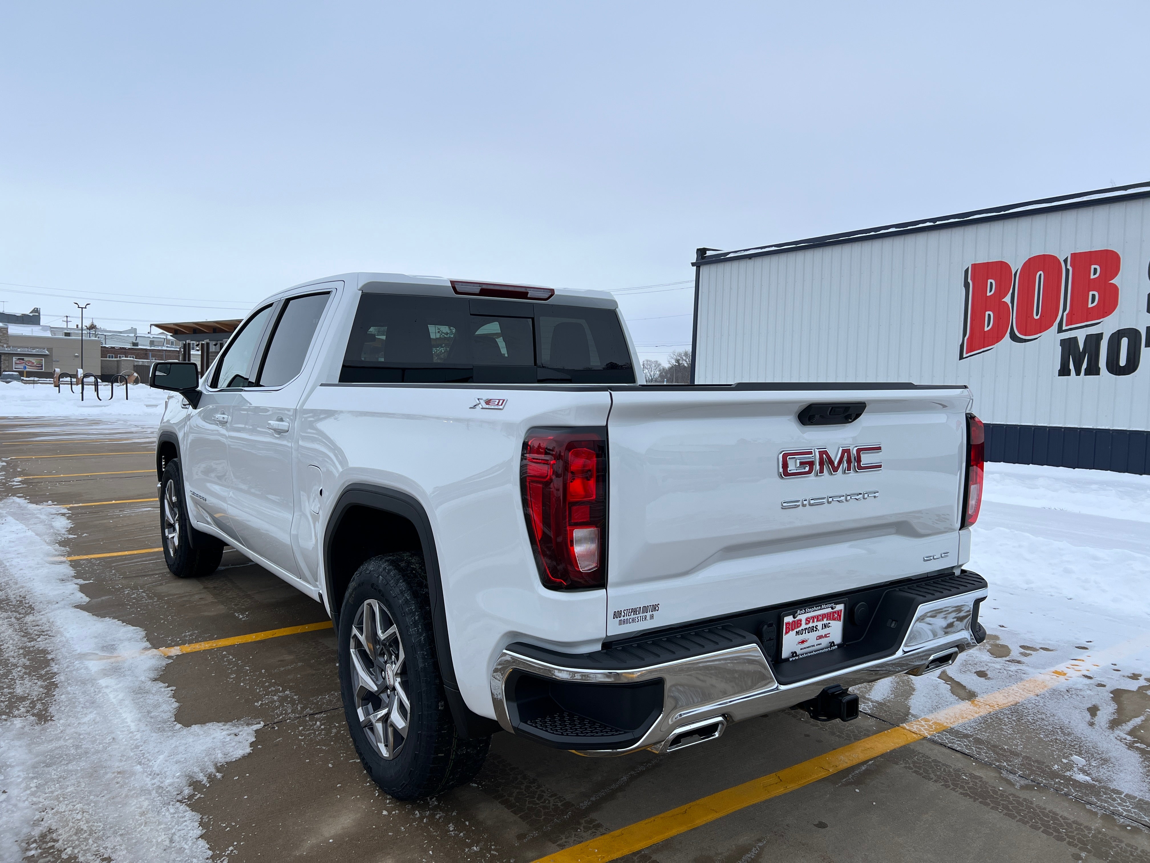 2026 GMC Sierra 1500 SLE