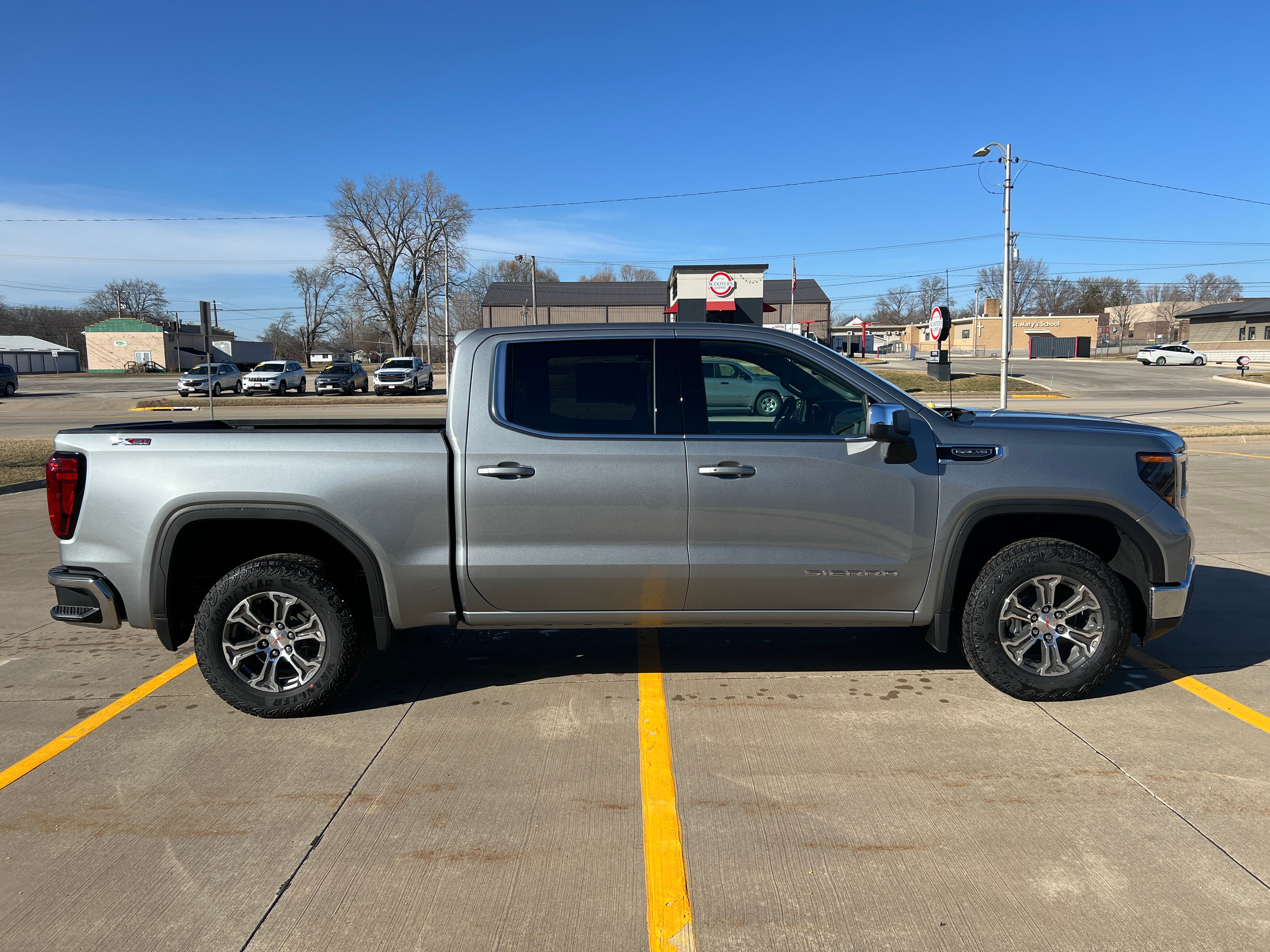 2026 GMC Sierra 1500 SLE