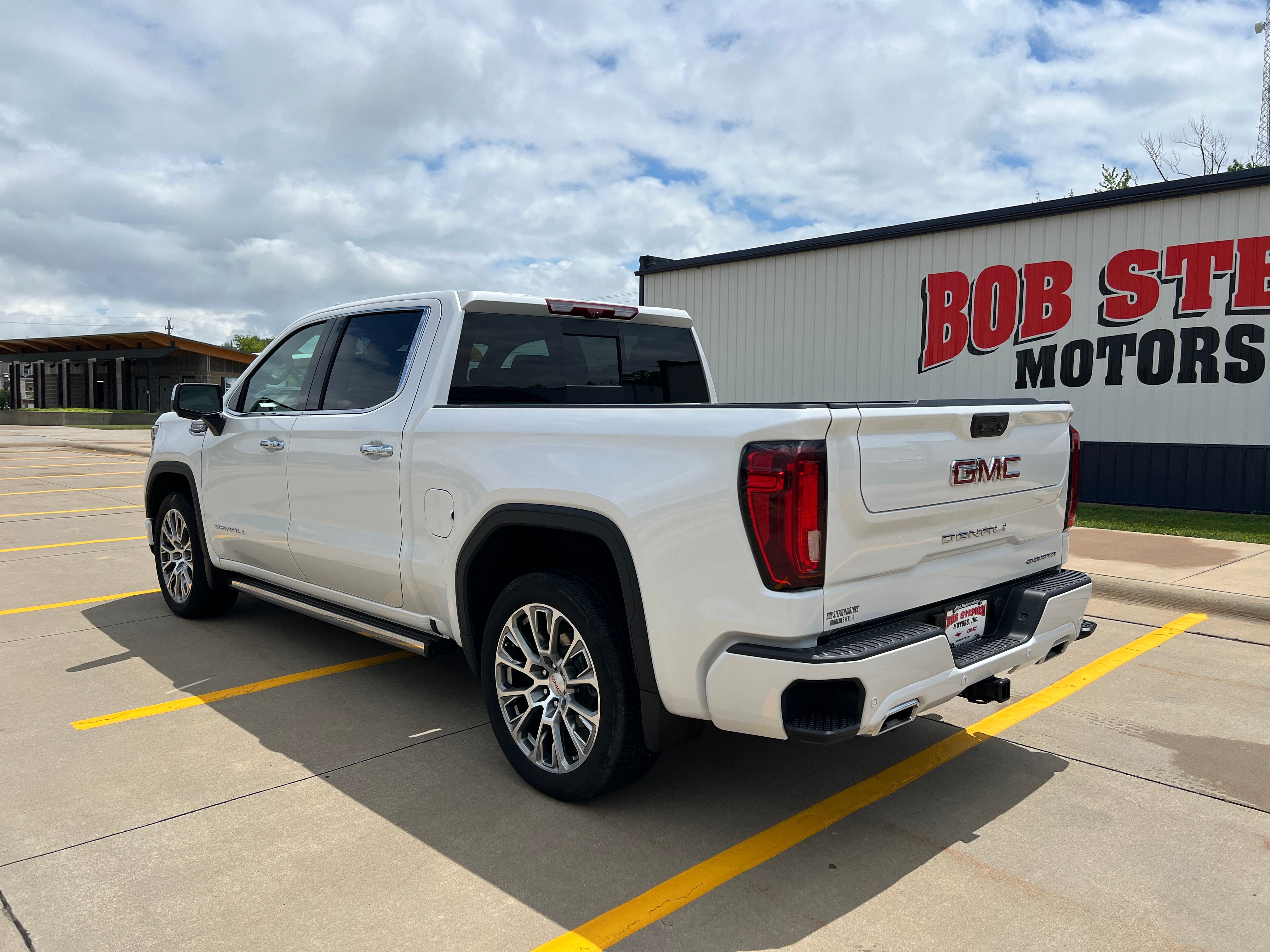 2025 GMC Sierra 1500 Denali