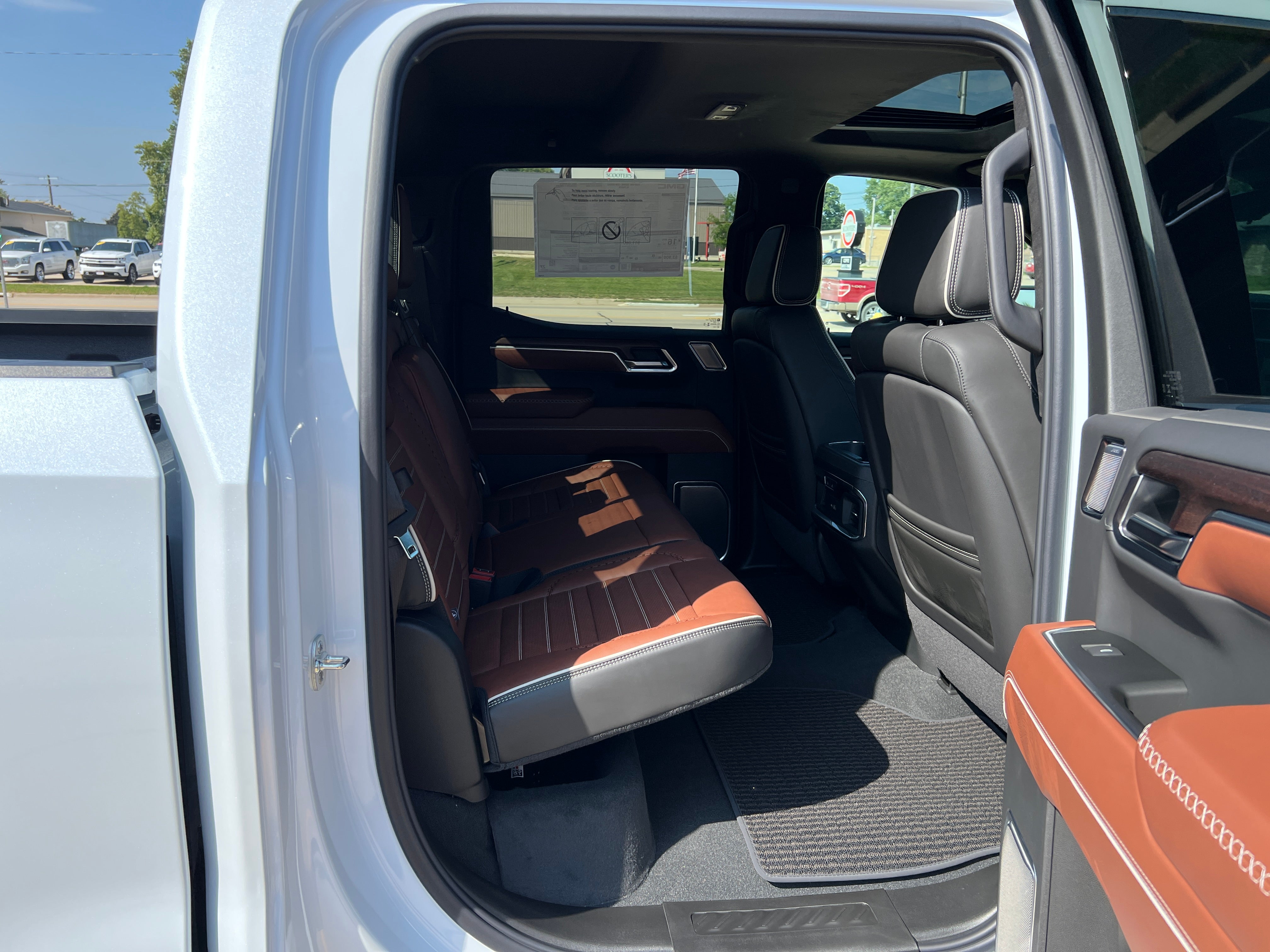 2026 GMC Sierra 1500 Denali Ultimate - Photo 13