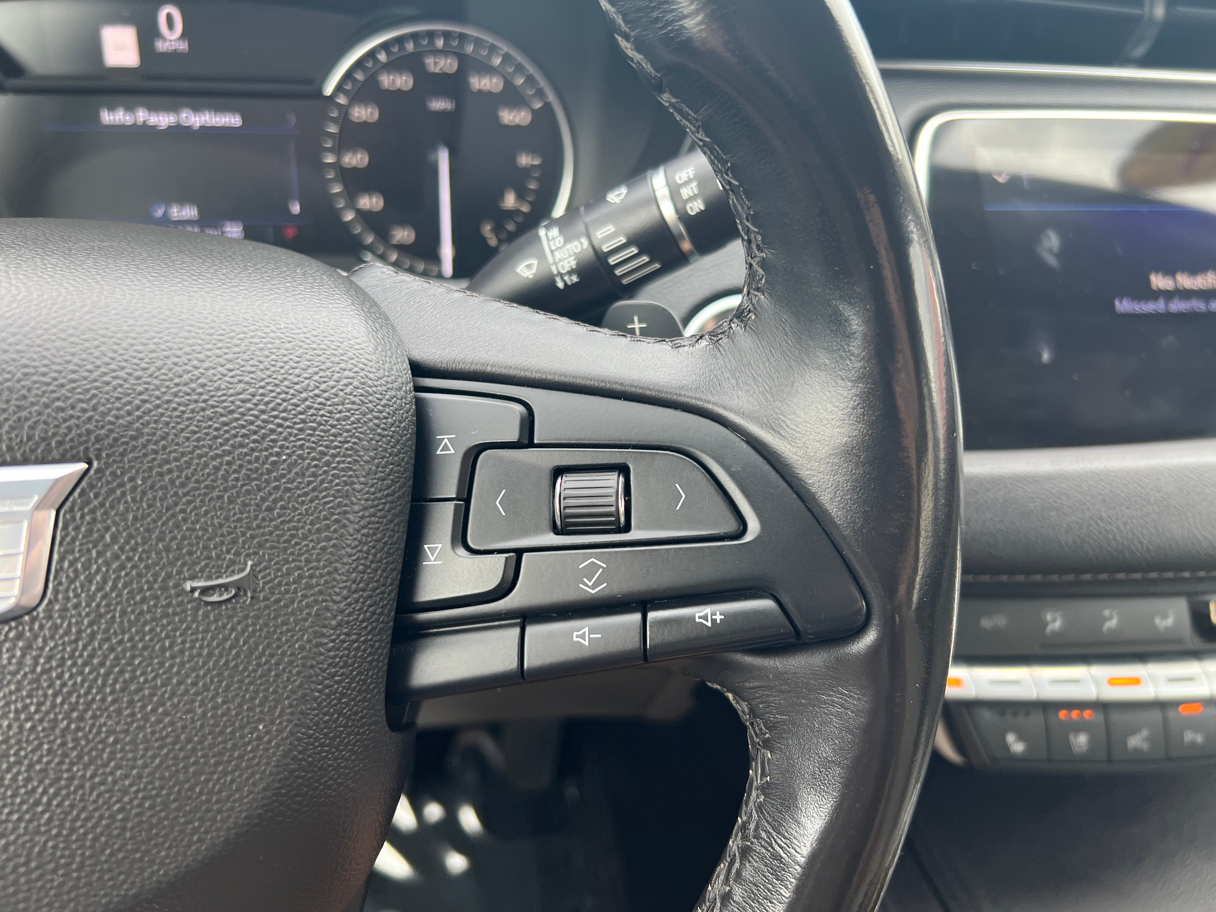 2019 Cadillac XT4 AWD Premium Luxury