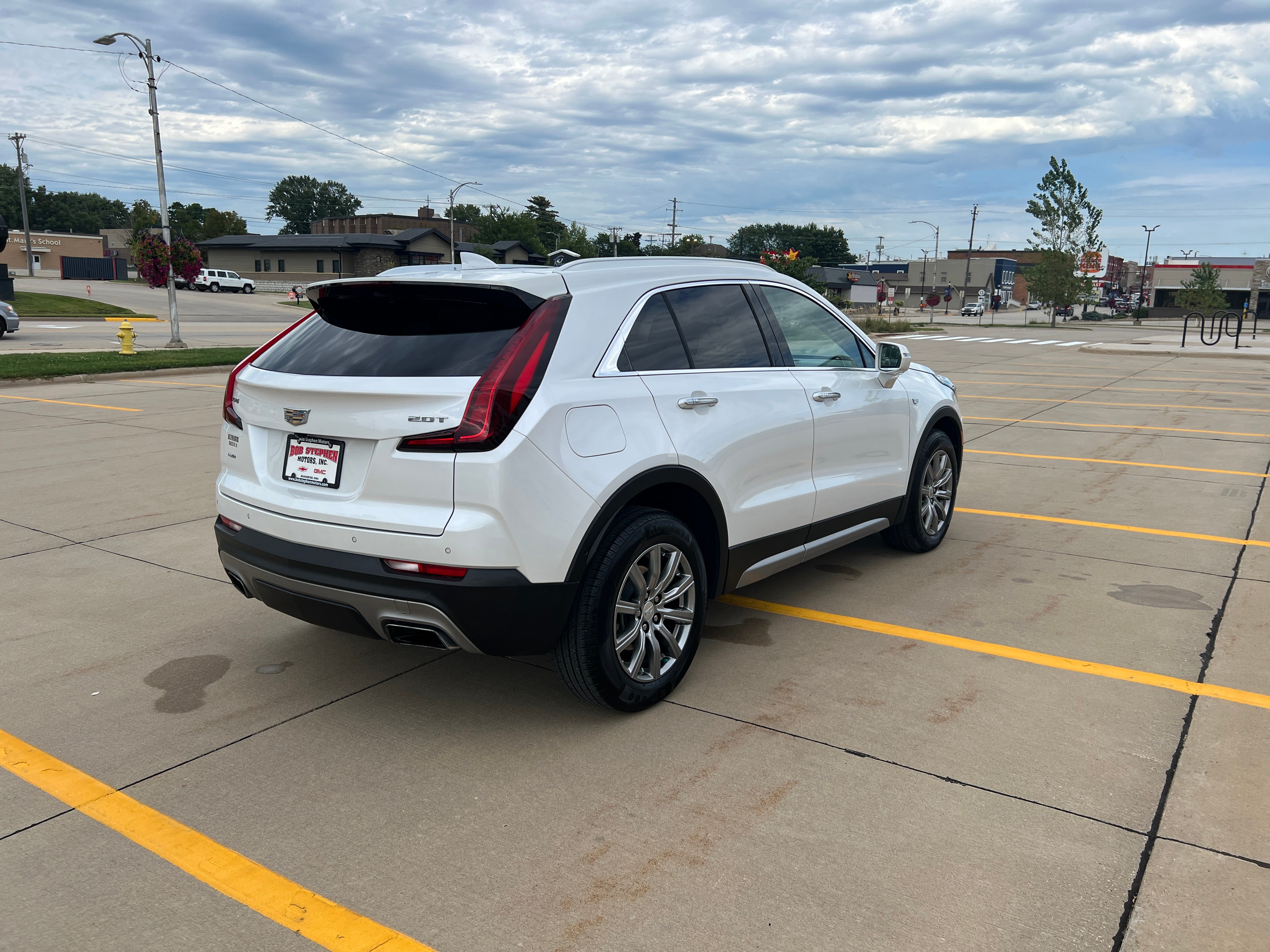 2019 Cadillac XT4 AWD Premium Luxury