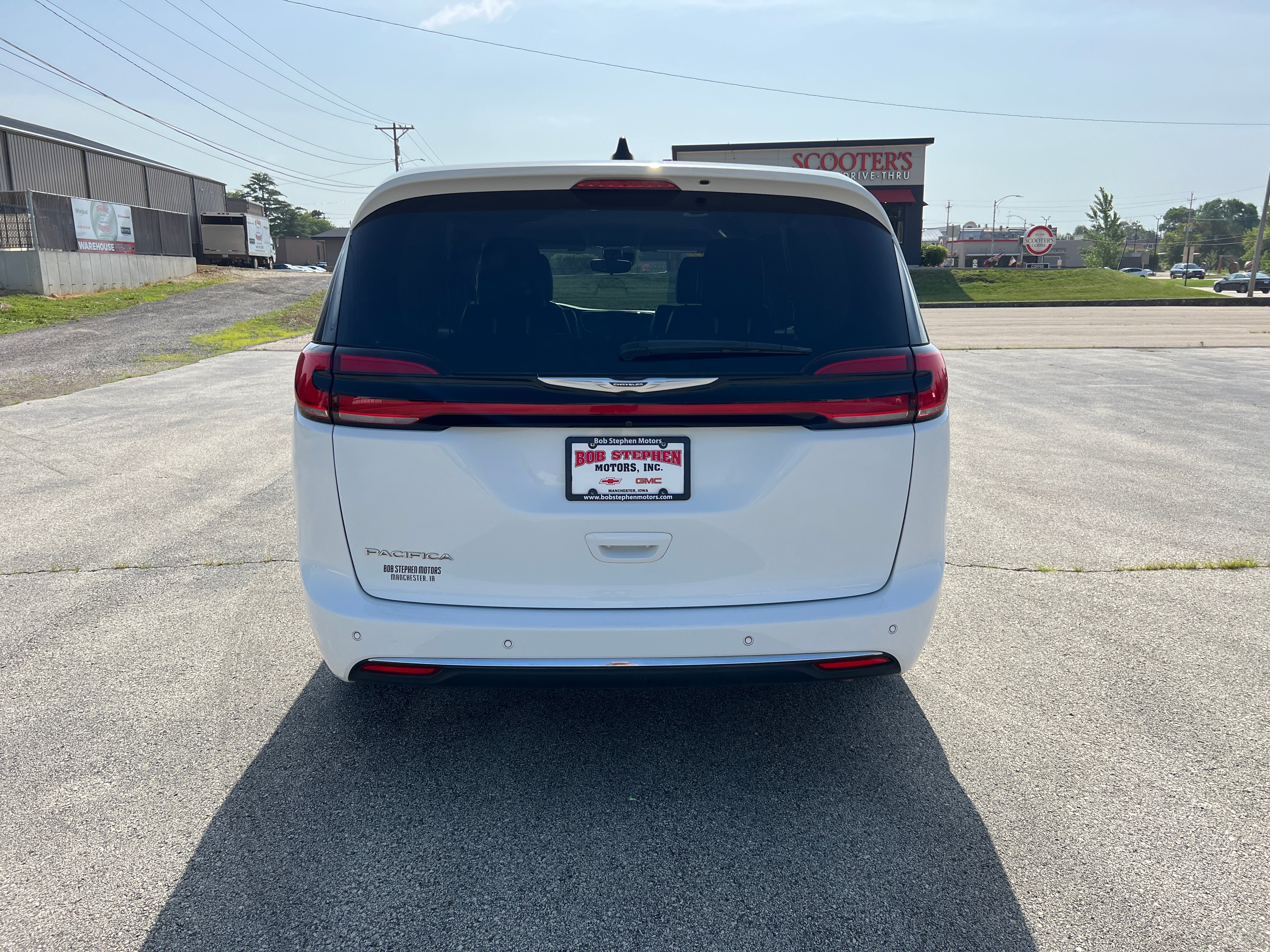 2023 Chrysler Pacifica Touring L