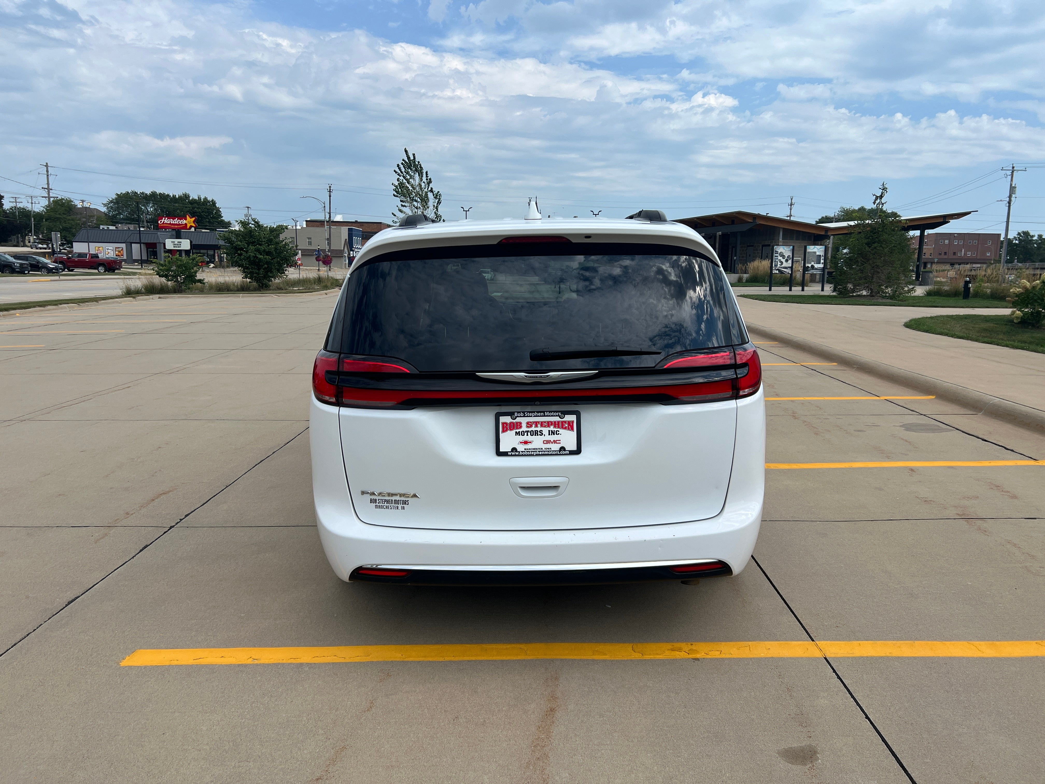 2022 Chrysler Pacifica Touring L