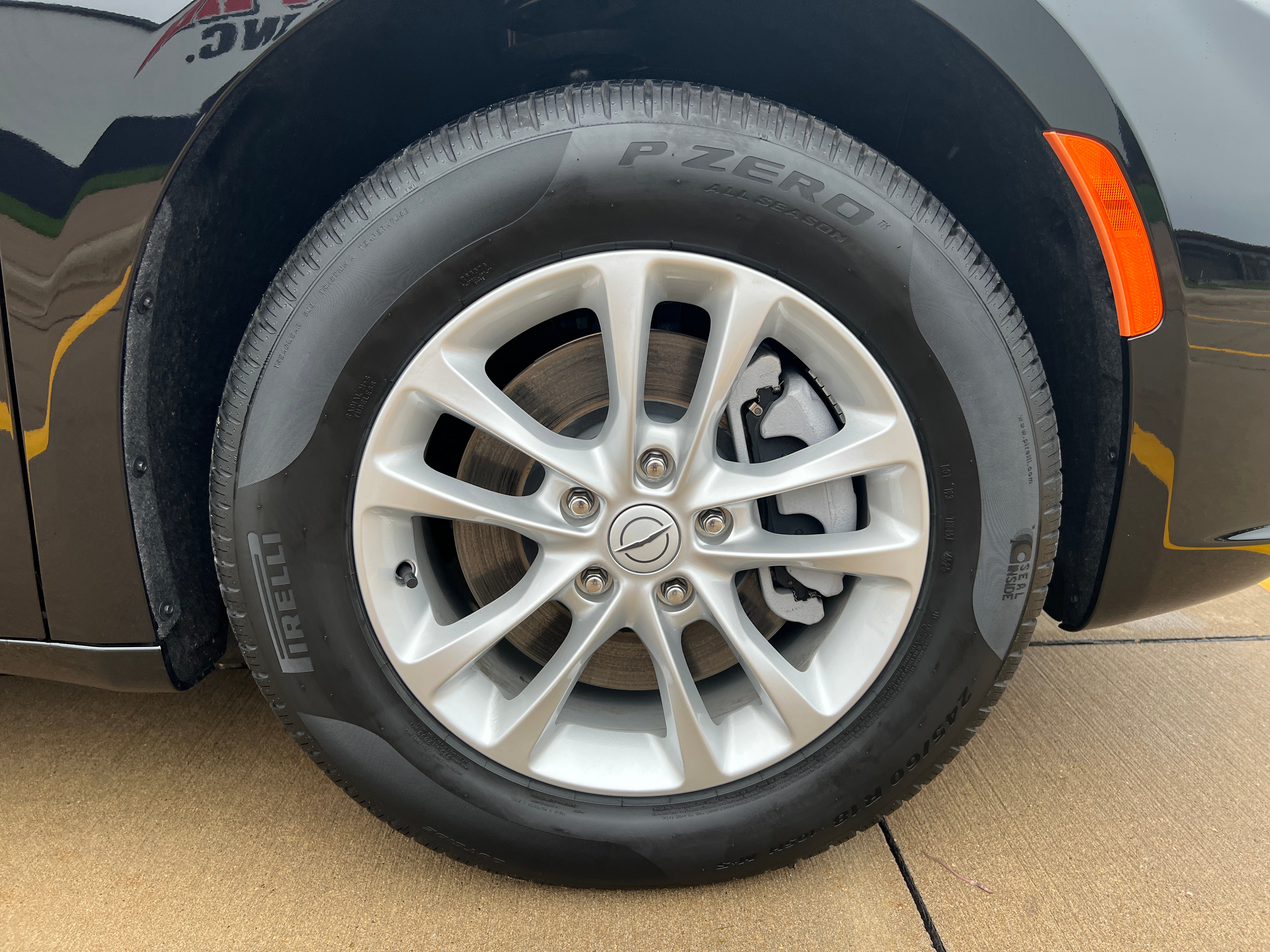 2026 Chrysler Pacifica Select - Photo 24