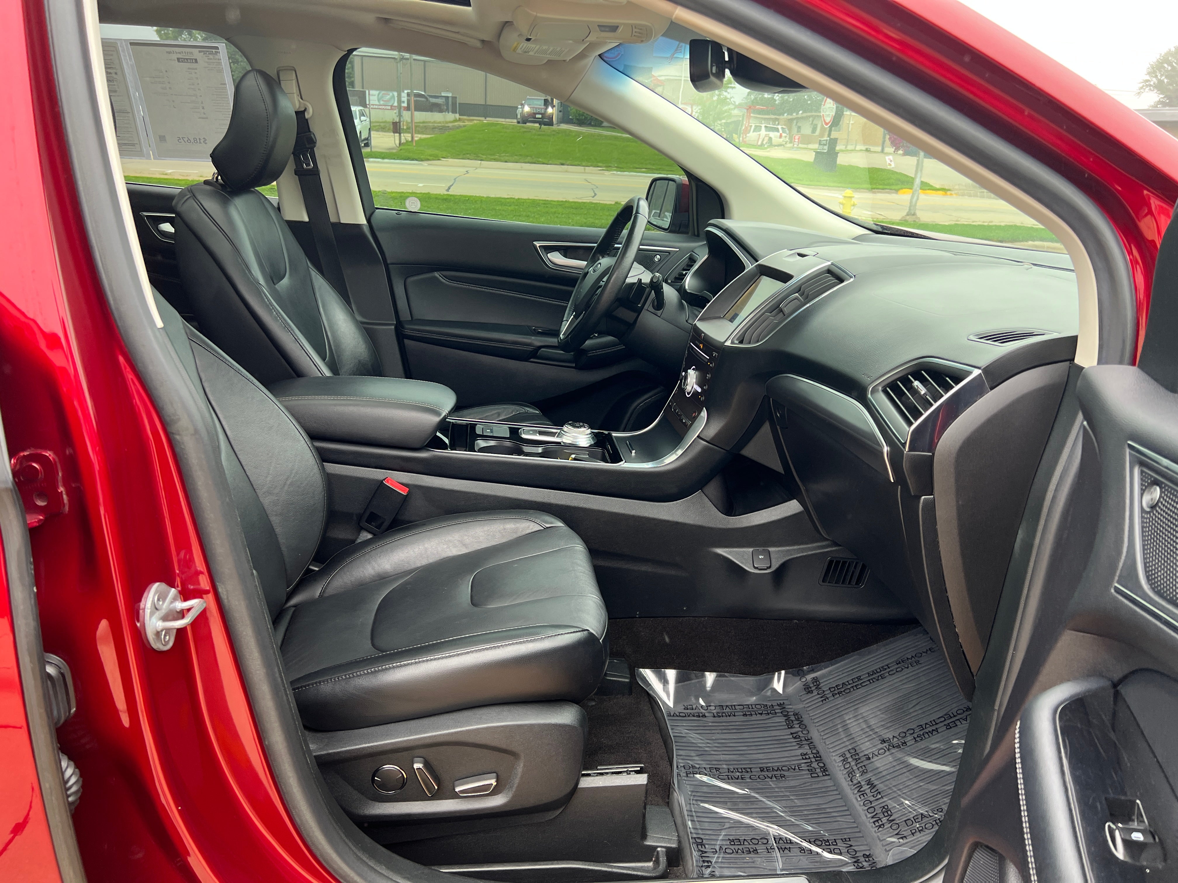 2019 Ford Edge Titanium