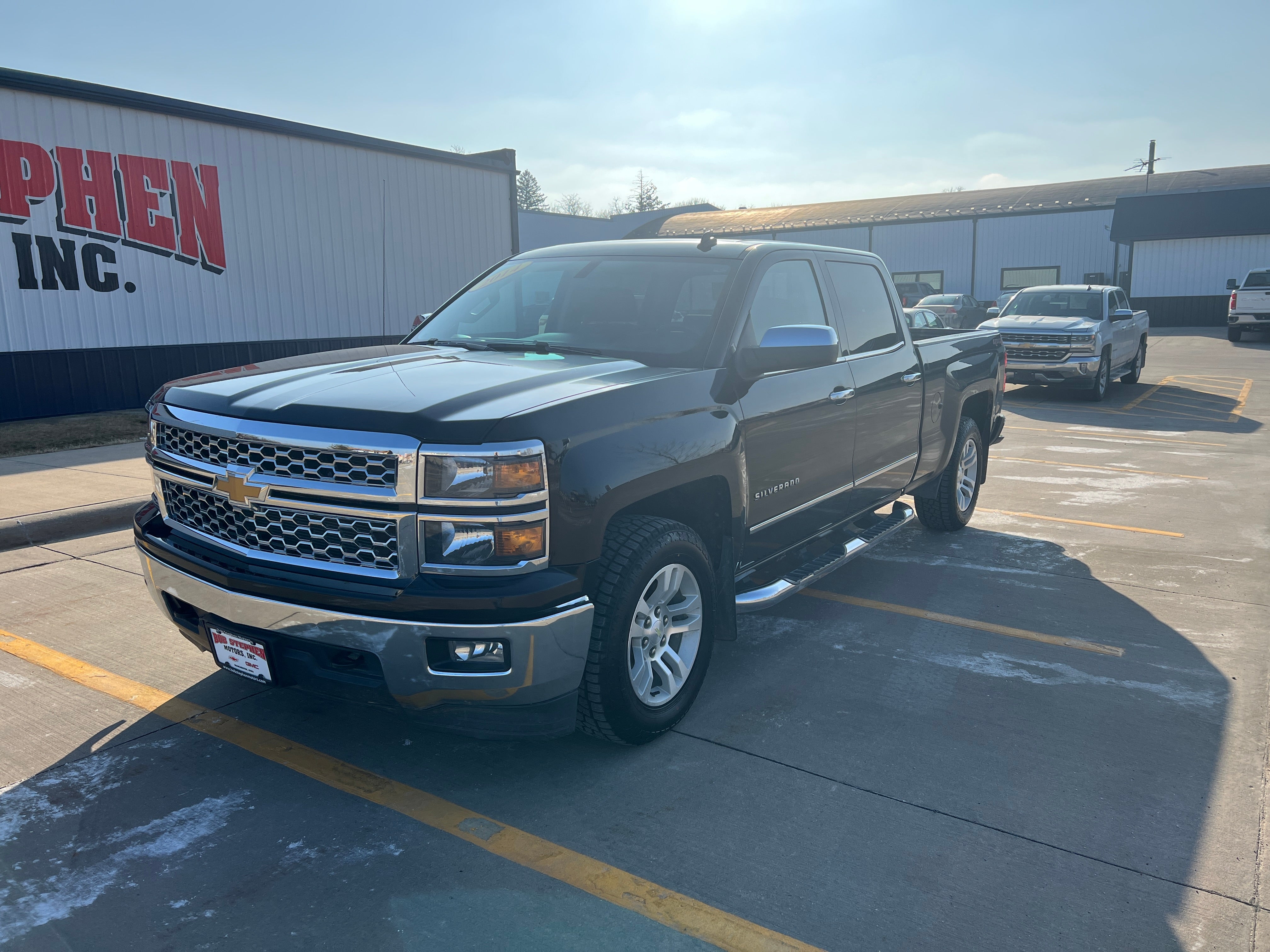Used 2014 Chevrolet Silverado 1500 LT with VIN 3GCUKREC5EG456002 for sale in Manchester, IA