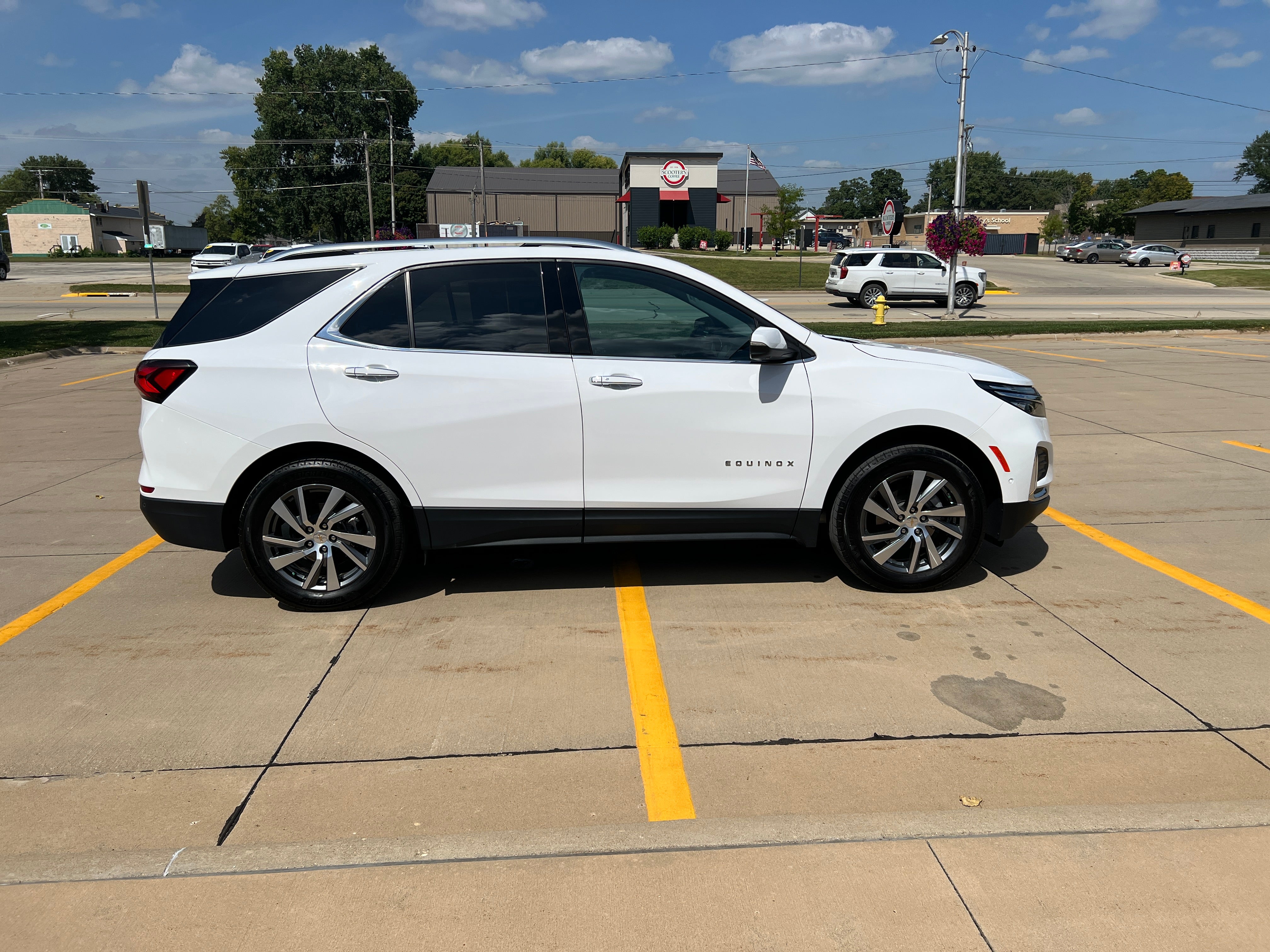 2024 Chevrolet Equinox Premier