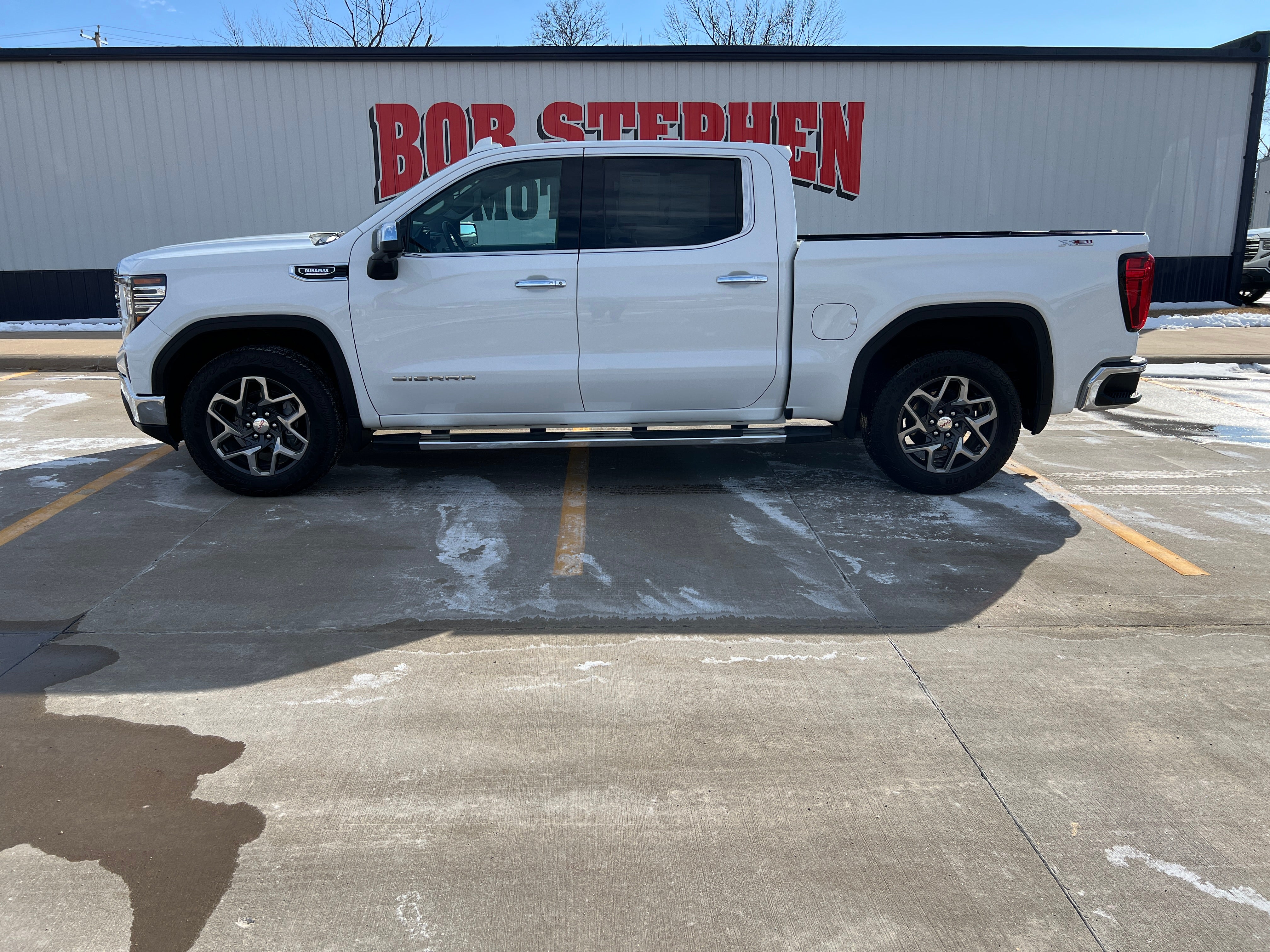 2023 GMC Sierra 1500 SLT