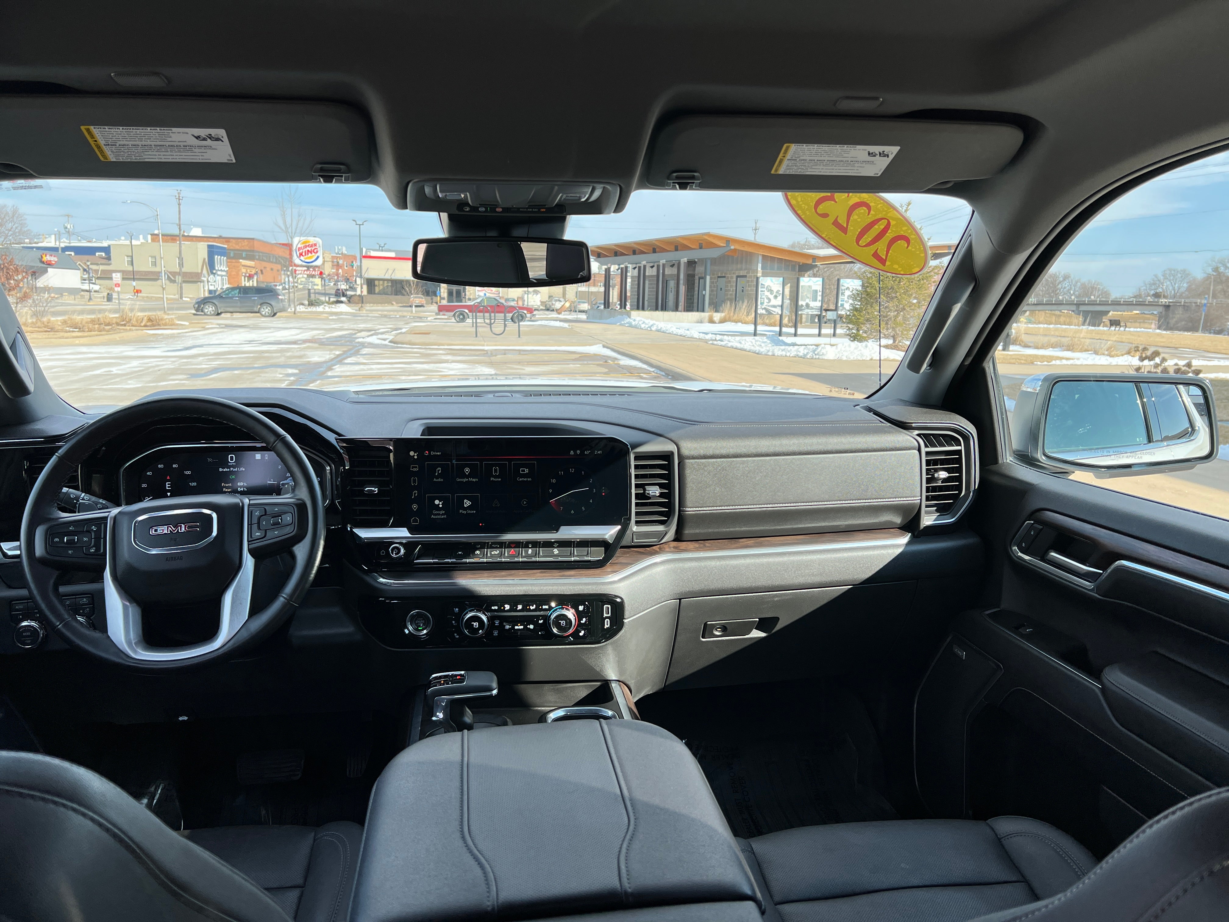 2023 GMC Sierra 1500 SLT