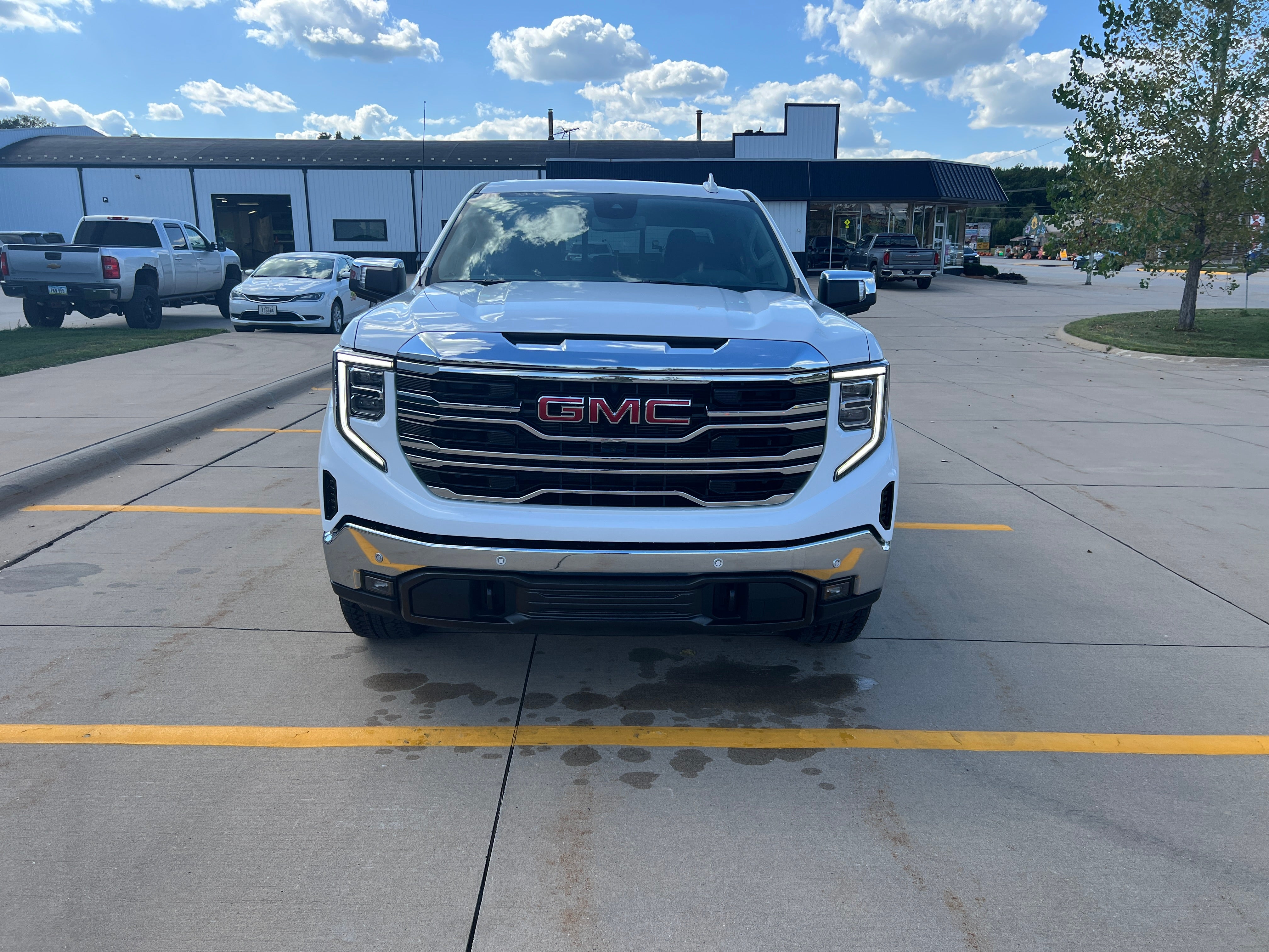 2026 GMC Sierra 1500 SLT