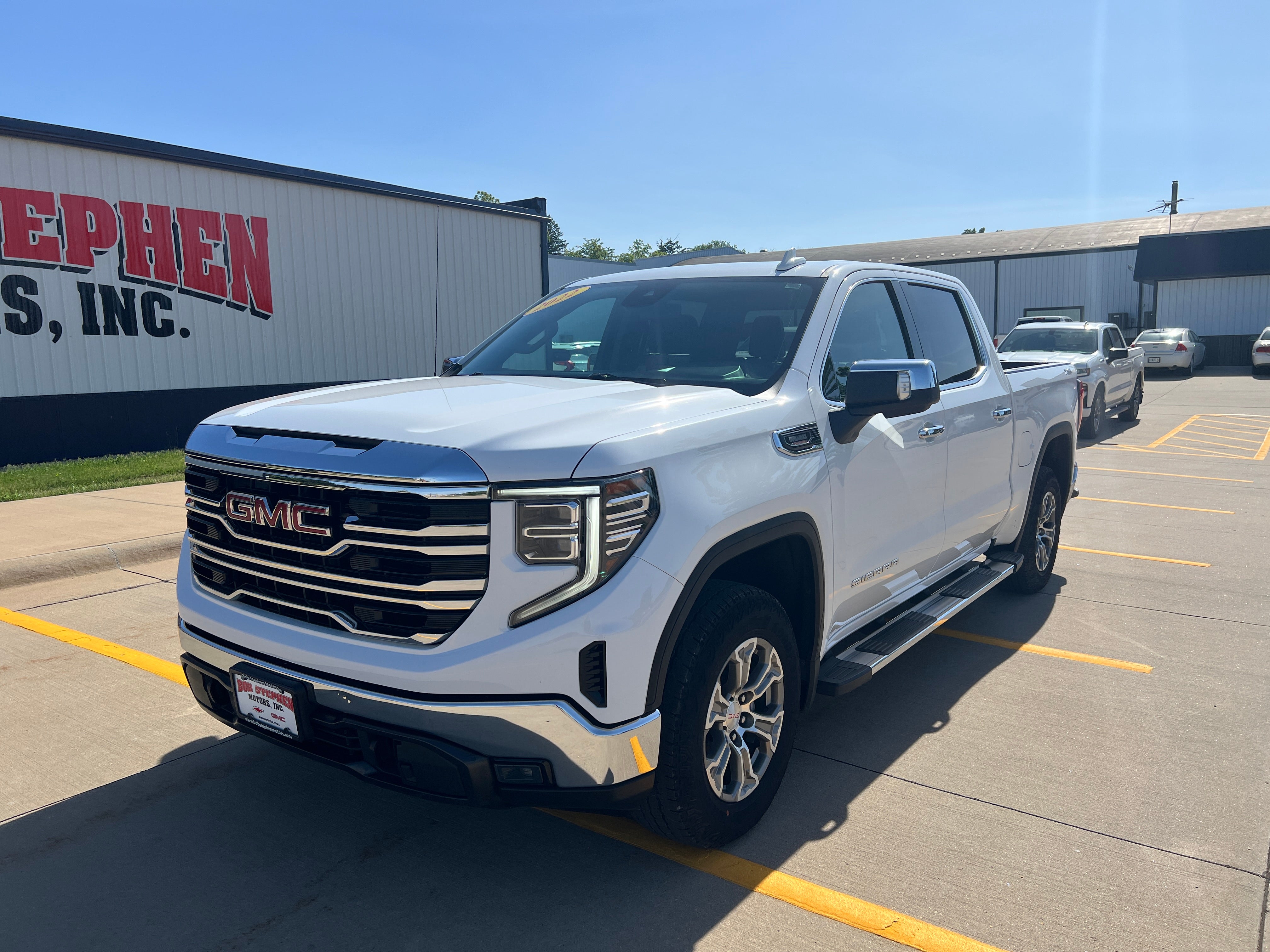 2022 GMC Sierra 1500 SLT