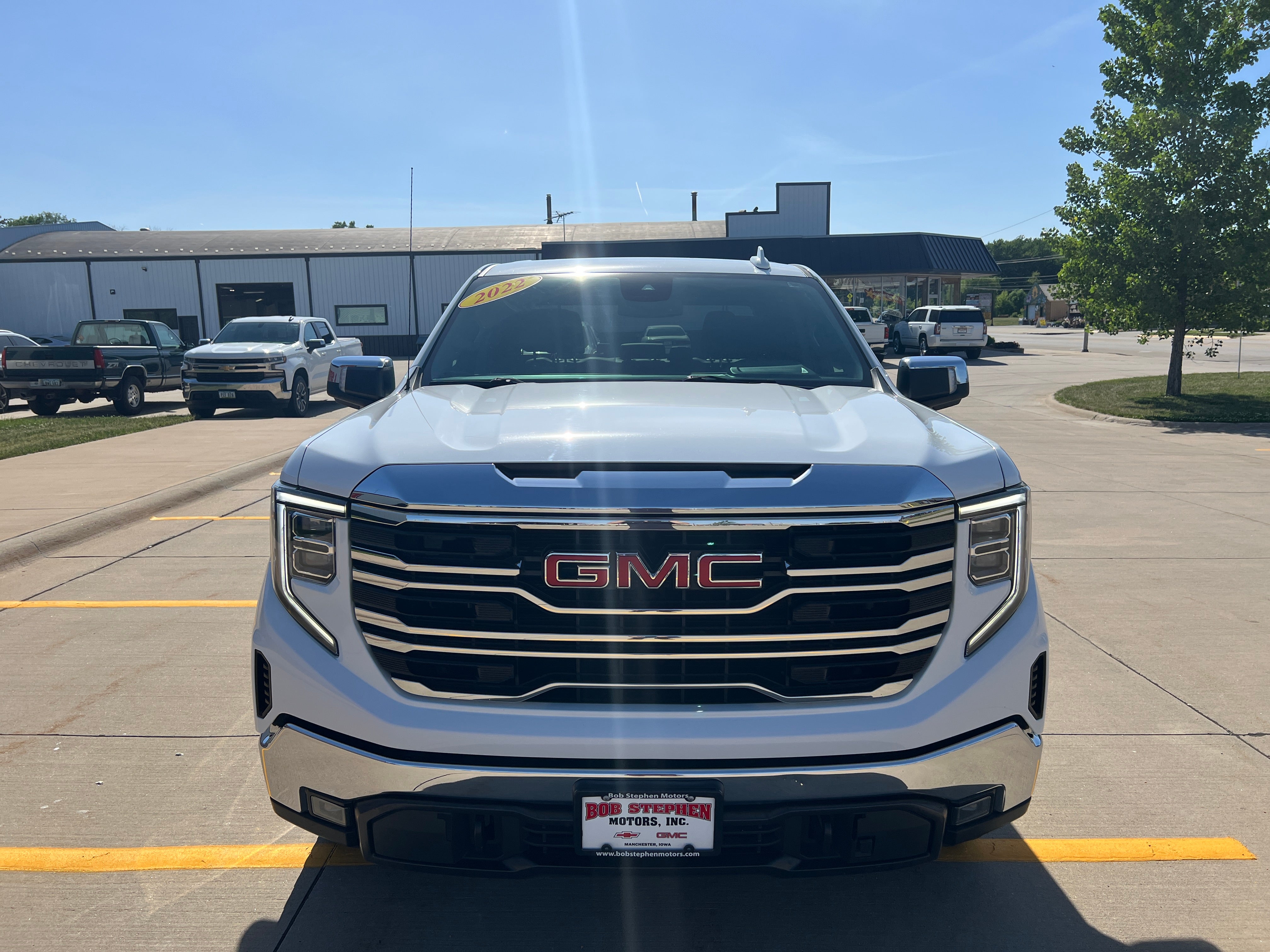 2022 GMC Sierra 1500 SLT