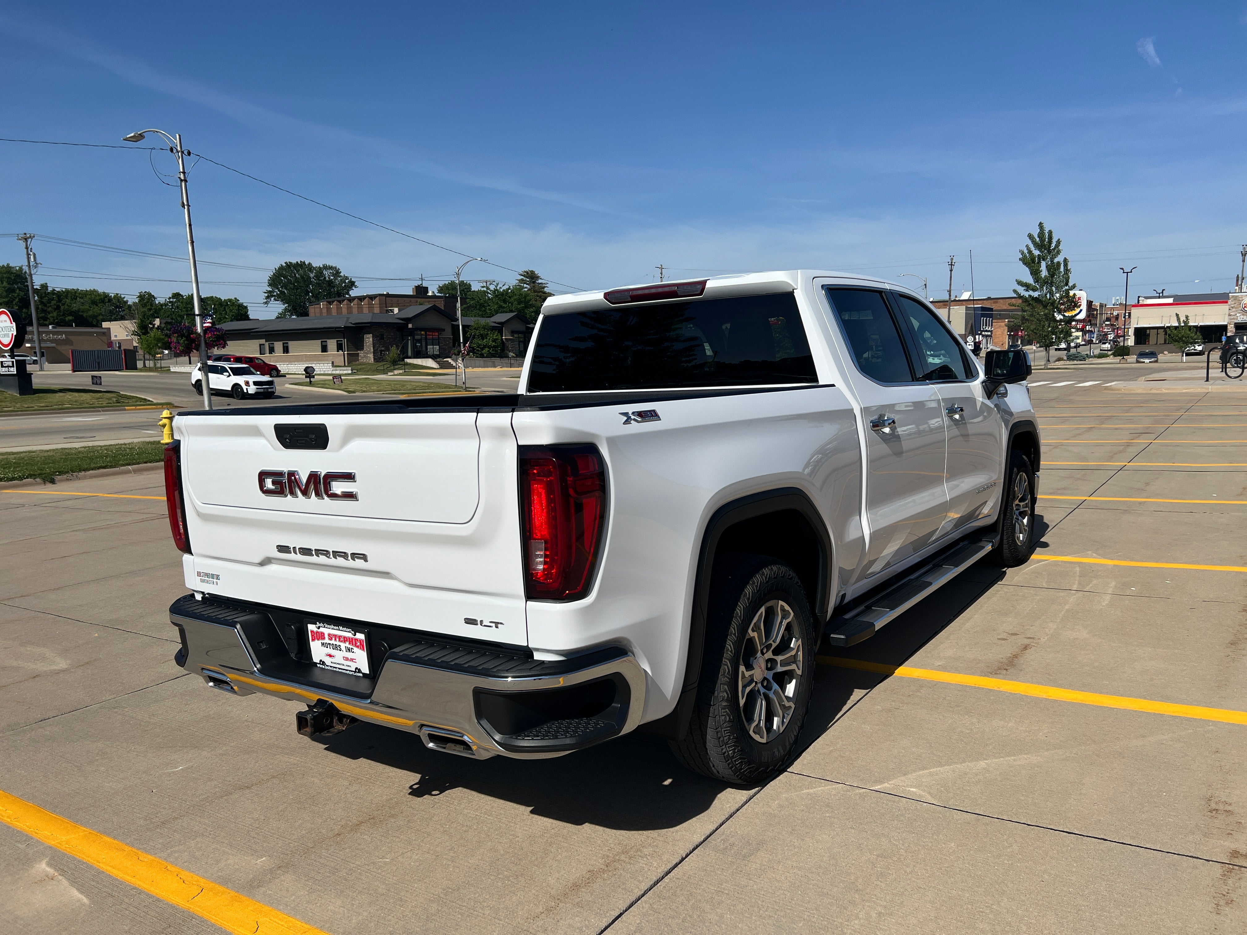2022 GMC Sierra 1500 SLT