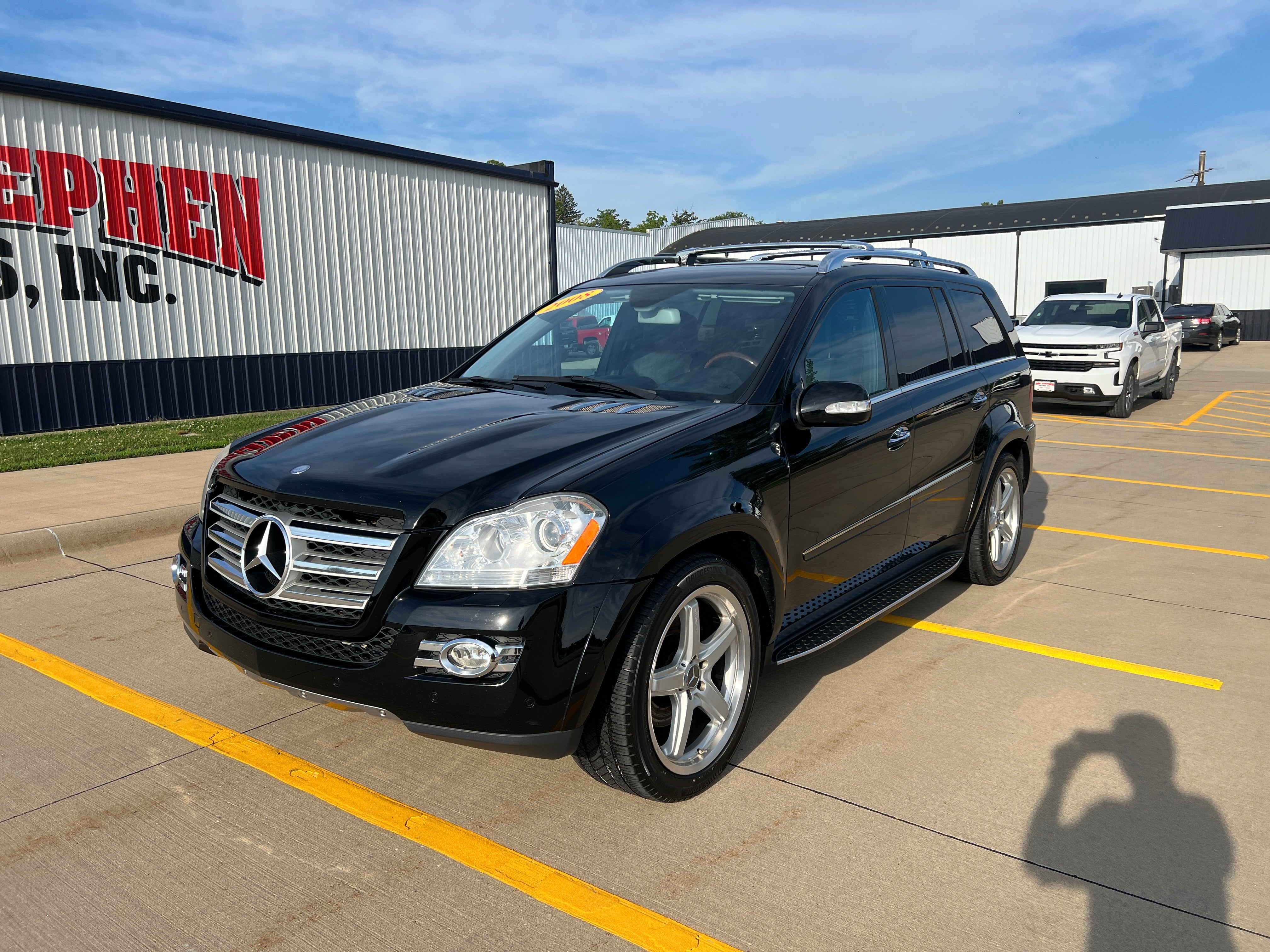 Used 2008 Mercedes-Benz GL-Class GL550 with VIN 4JGBF86E48A369471 for sale in Manchester, IA