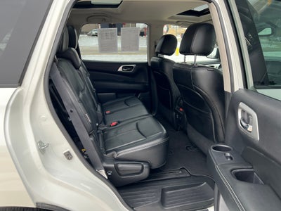 2018 Nissan Pathfinder Platinum