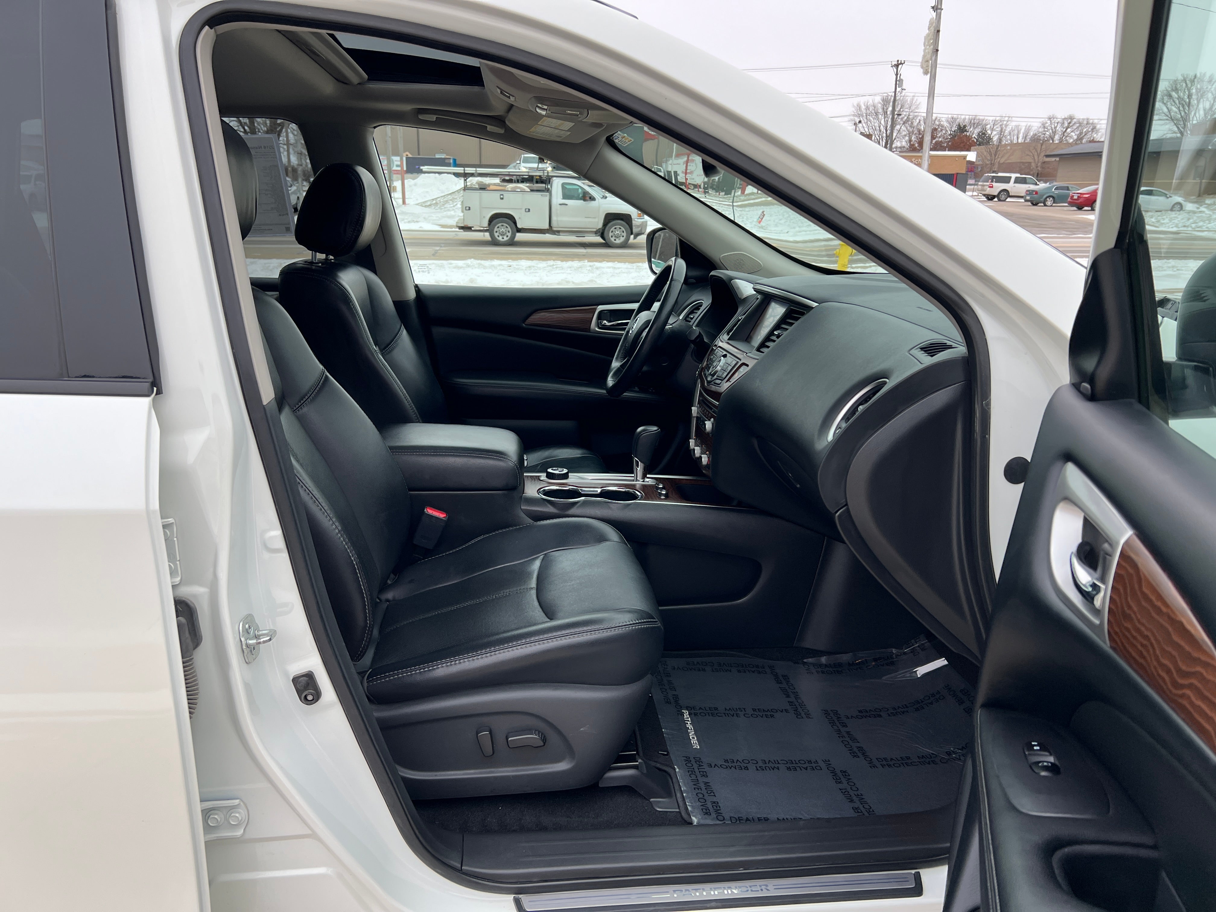 2018 Nissan Pathfinder Platinum