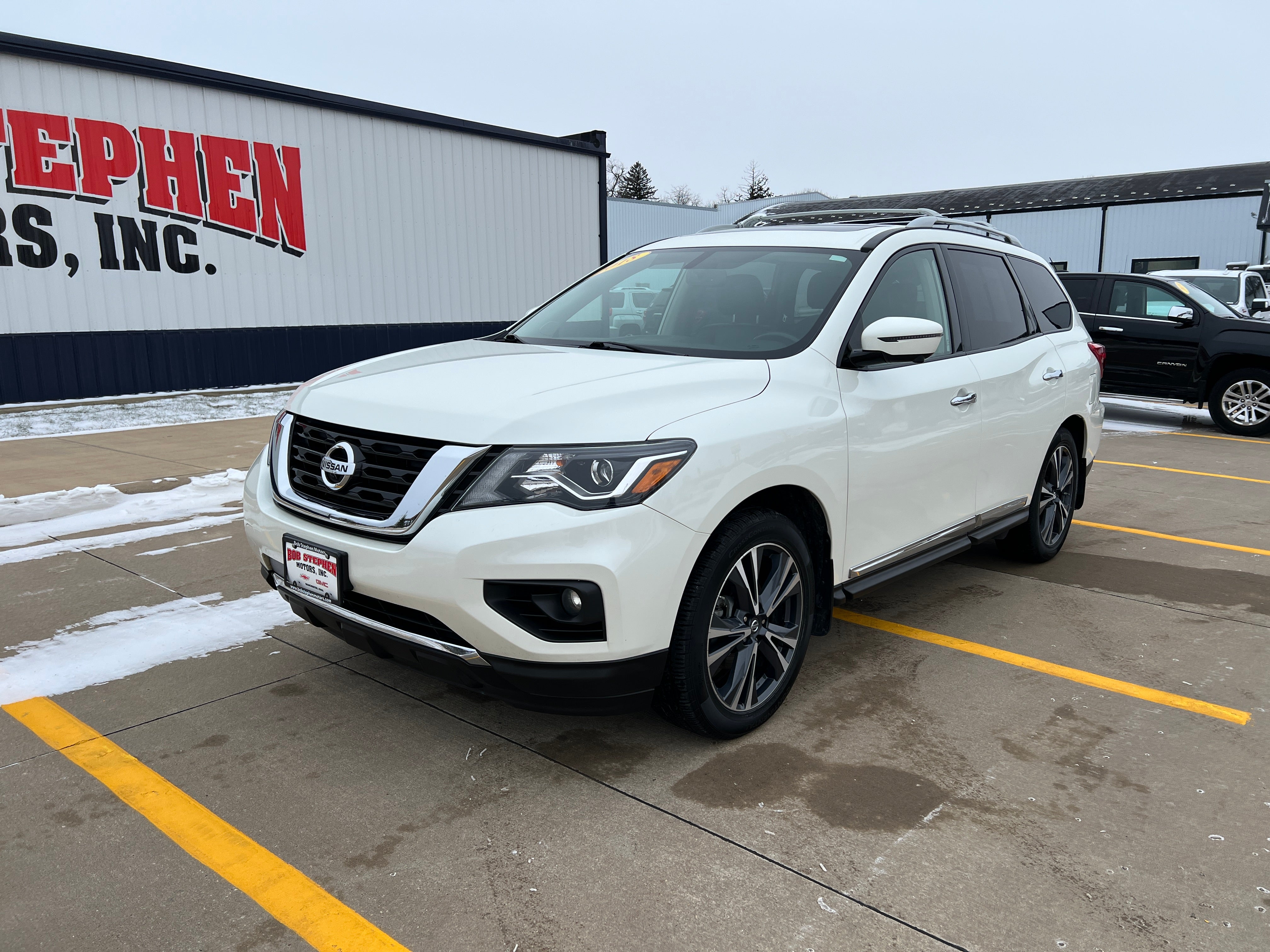 2018 Nissan Pathfinder Platinum