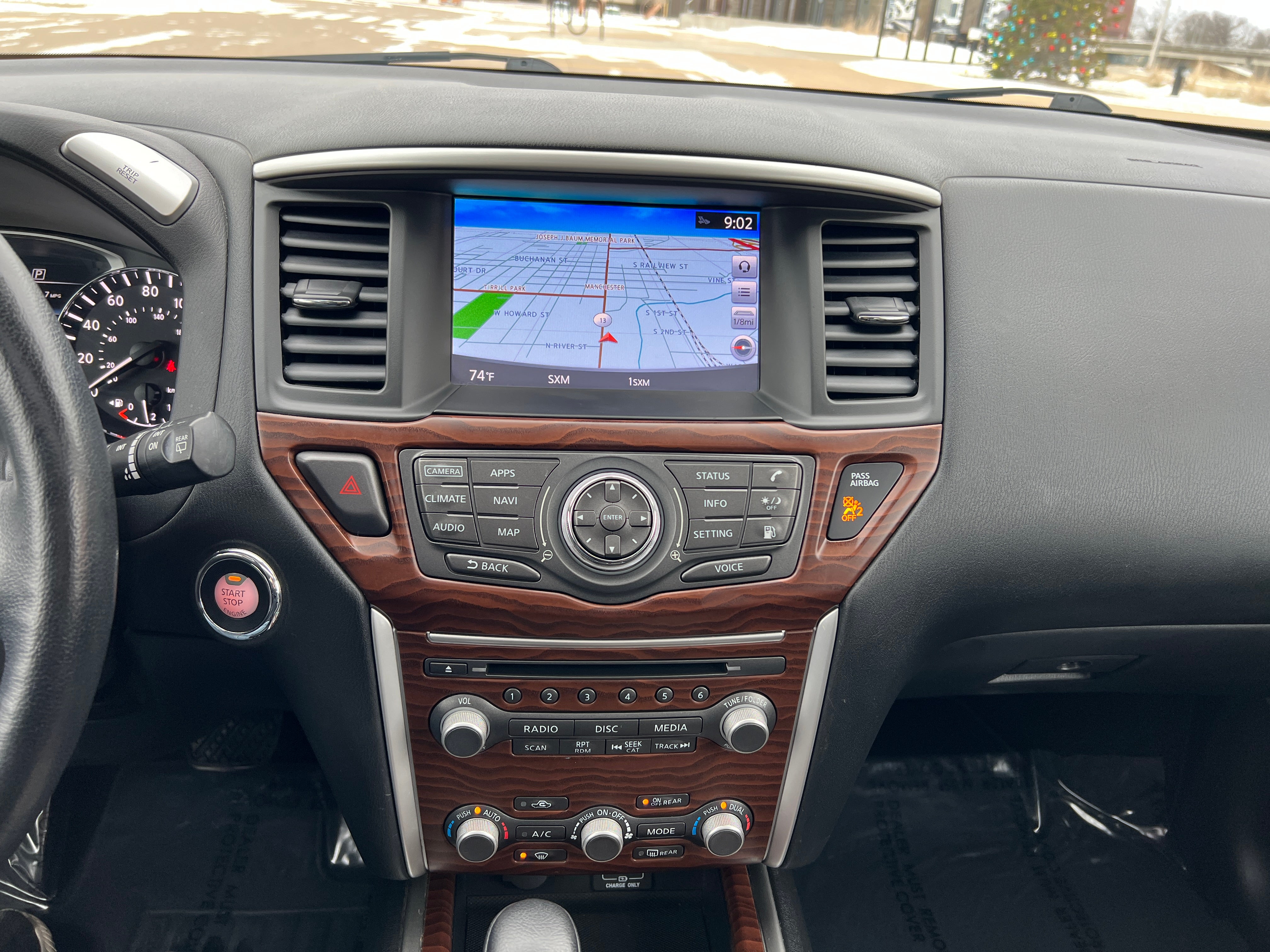2018 Nissan Pathfinder Platinum