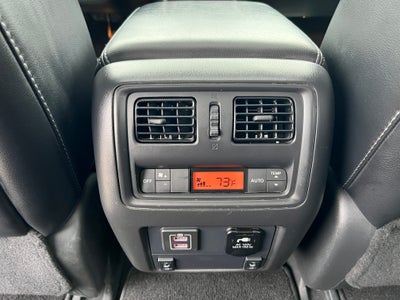 2018 Nissan Pathfinder Platinum