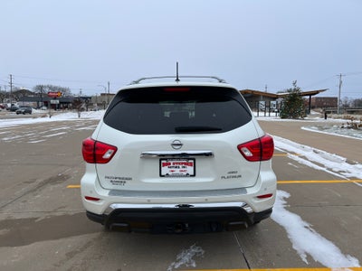 2018 Nissan Pathfinder Platinum
