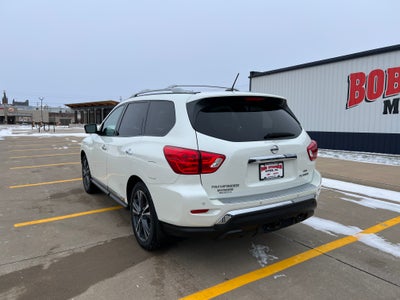 2018 Nissan Pathfinder Platinum