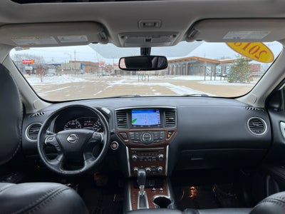 2018 Nissan Pathfinder Platinum