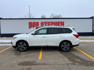 2018 Nissan Pathfinder Platinum